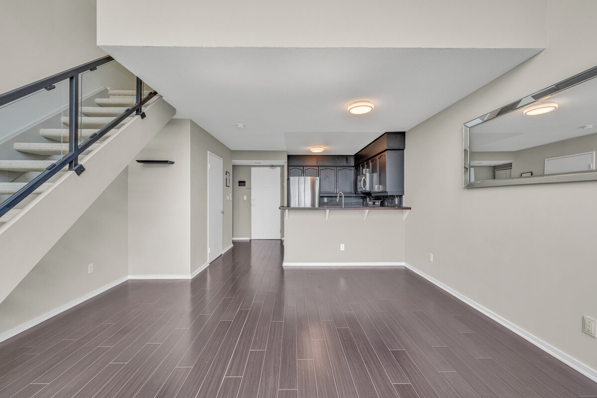 012_Living Room