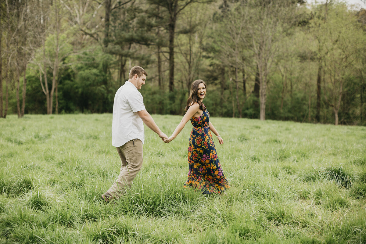 Vibrant & Colorful Philadelphia Engagement Photos