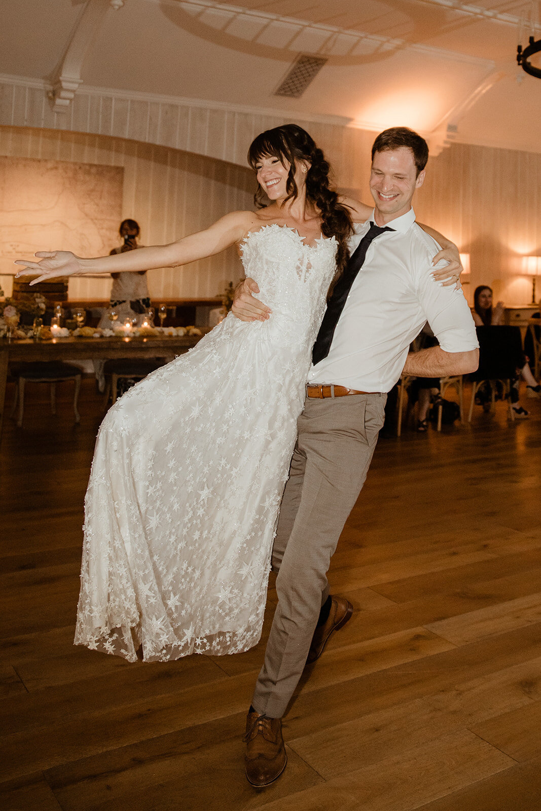 JoannaJochanan-MalibouLakeLodgeWedding-Dancing-10
