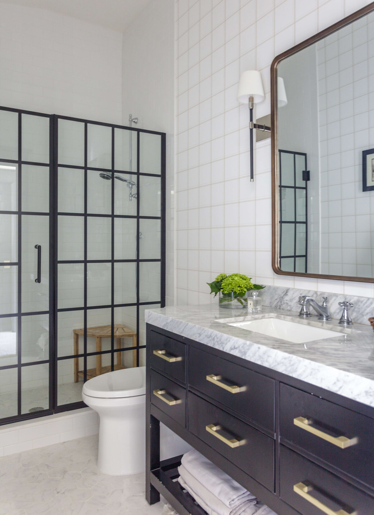 Lola Interiors Amelia Island Guest Bathroom