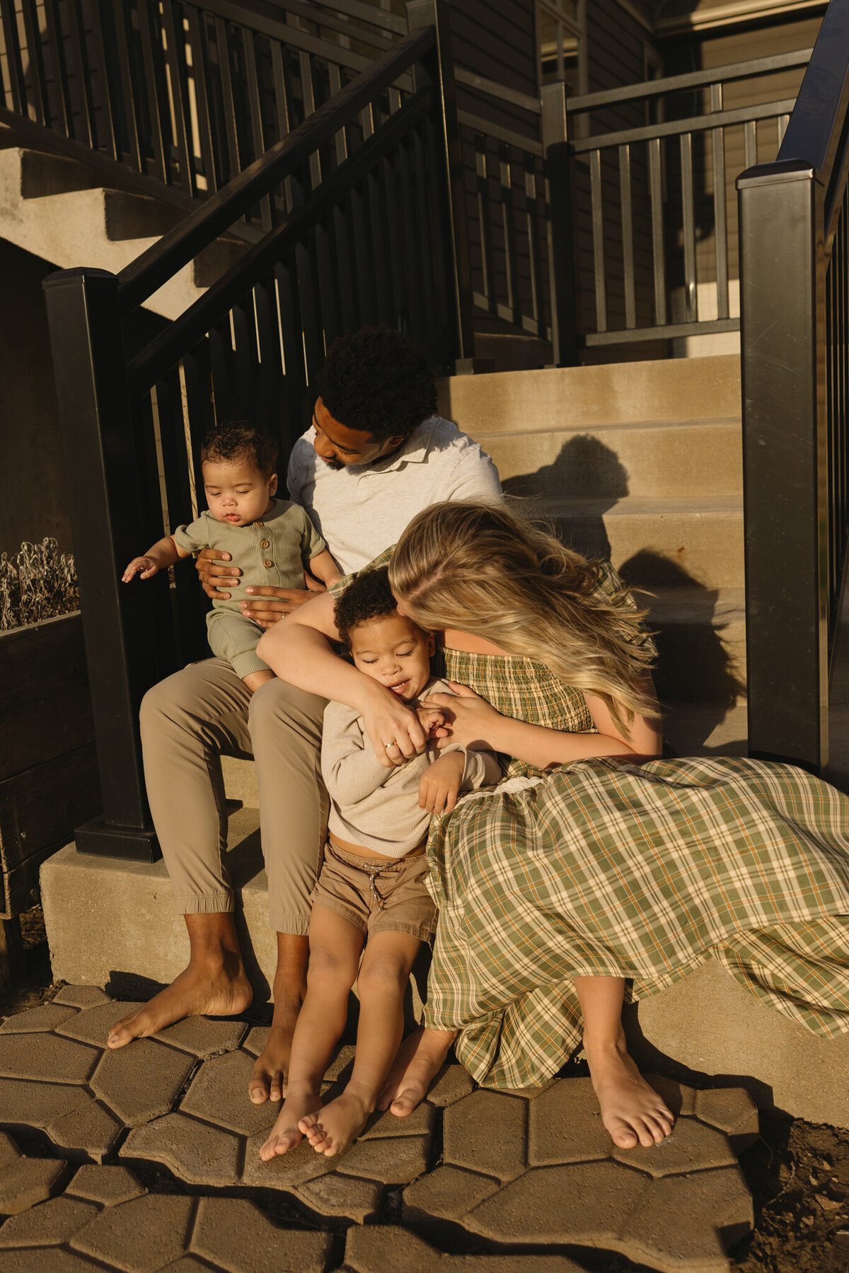 in home family photos, midwest family photographer, documentary photographer, sioux falls family photographer, rcc photography-20