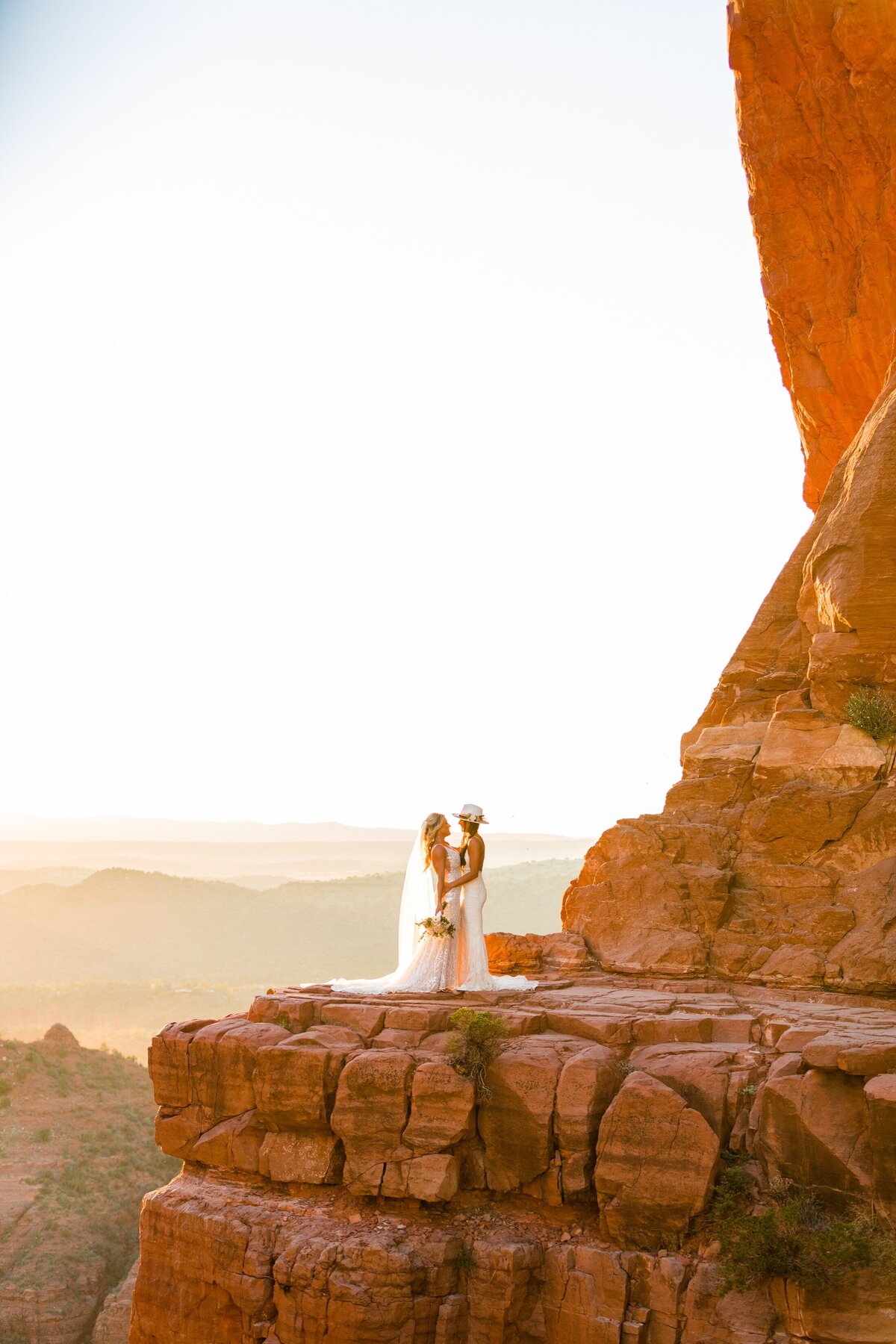 Cathedral_Rock_elopement_Sedona_AZ_Danielle_Holman_Wedding_Photography_LBGTQ_0009