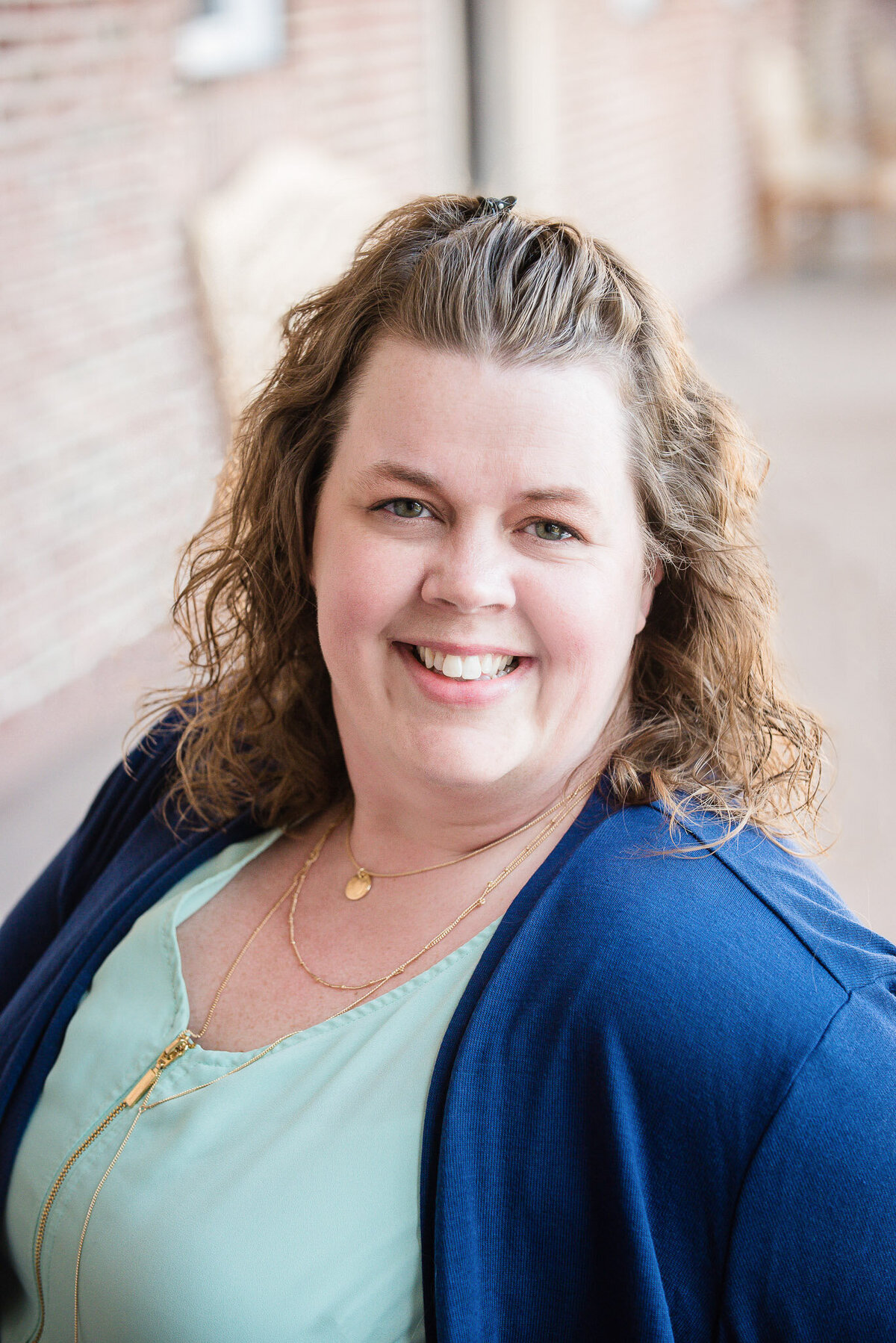 business-headshot-cambridge-wisconsin-studio-501