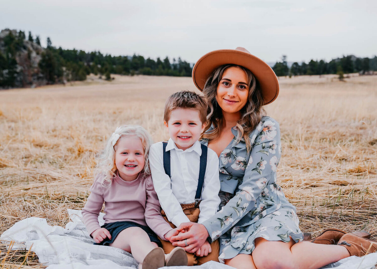 denver family photography - woman with two kids