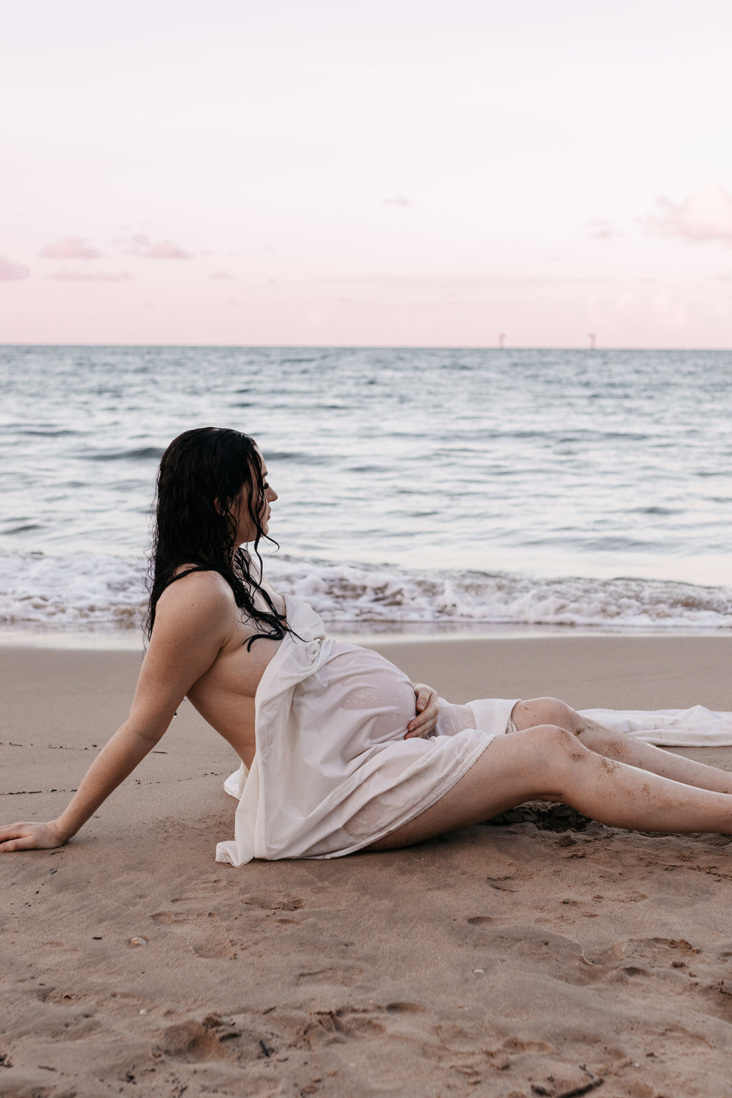 Maternity photoshoot at the beach Cairns