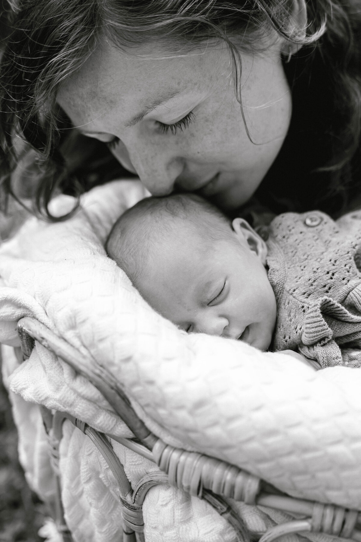 Newbornfotoshooting Salzburg zuhause newbornshooting newbornfotos newbornfotograf
