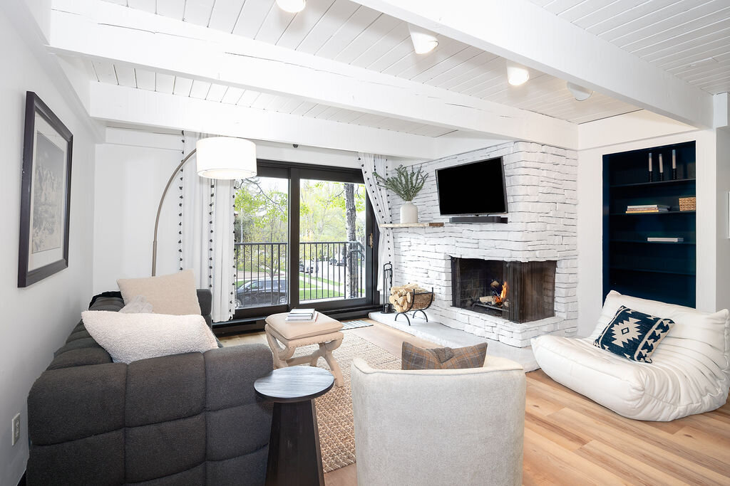 901 E Hyman Avenue #4 (2)