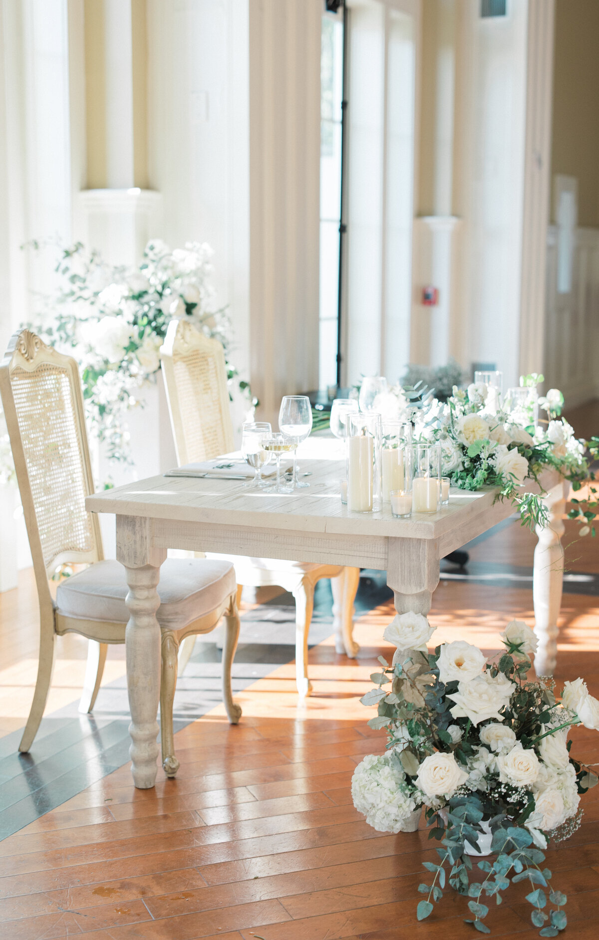 Molly Sue Photography New Jersey + East Coast Wedding Photographer Romantic Imagery Engagement Lifestyle Heirloom Wedding Albums66