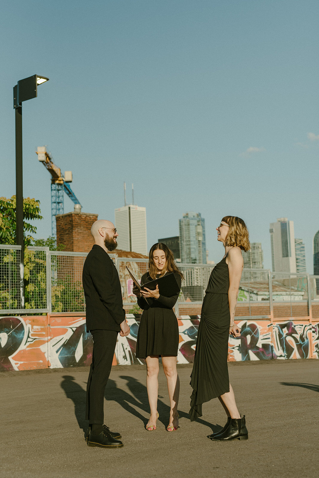 toronto-city-elopement-kensington-market-freespirited-romantic-fun-authentic-wedding-photography-2587