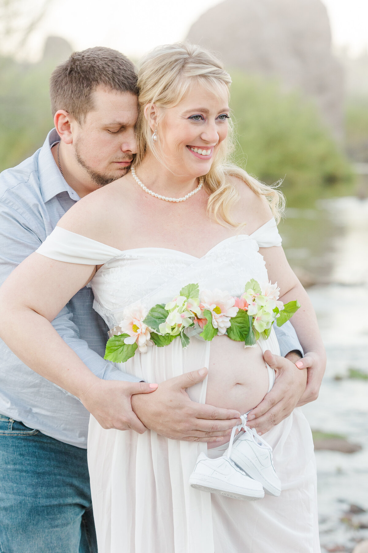 MATERNITY031222-171