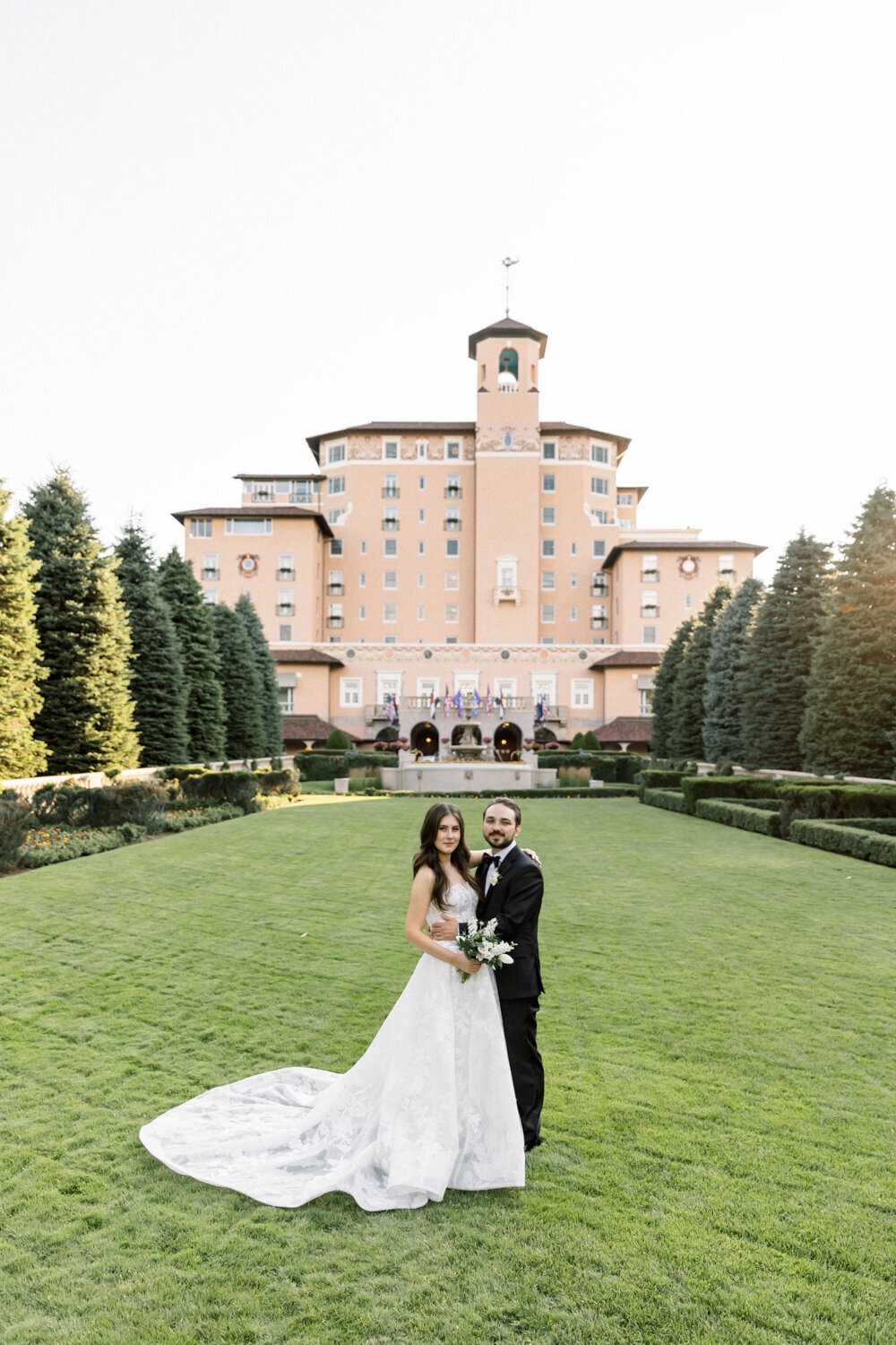 M+E_Broadmoor_Lakeside_View_Luxury_Wedding_Milk_Glass_Productions_by_Colorado_Wedding_Photographer_Diana_Coulter-63