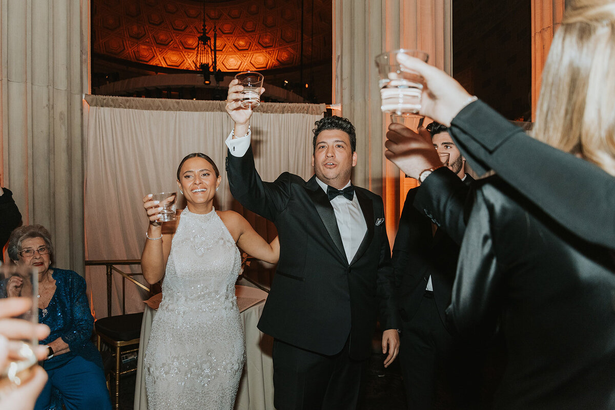 CORRIE-ZACH-NYC-WINTER-WEDDING-AT-GOTHAM-HALL_PHOTOS_BY_MARIA_B_LUNG_0615