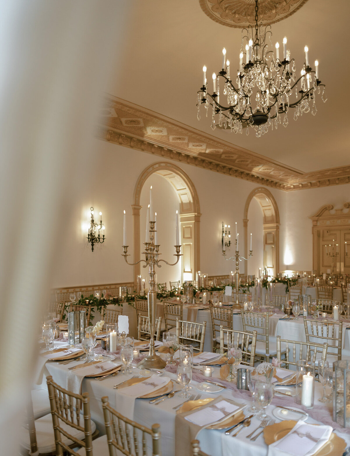 Candlelit wedding reception at the Colony Club, Detroit, Michigan