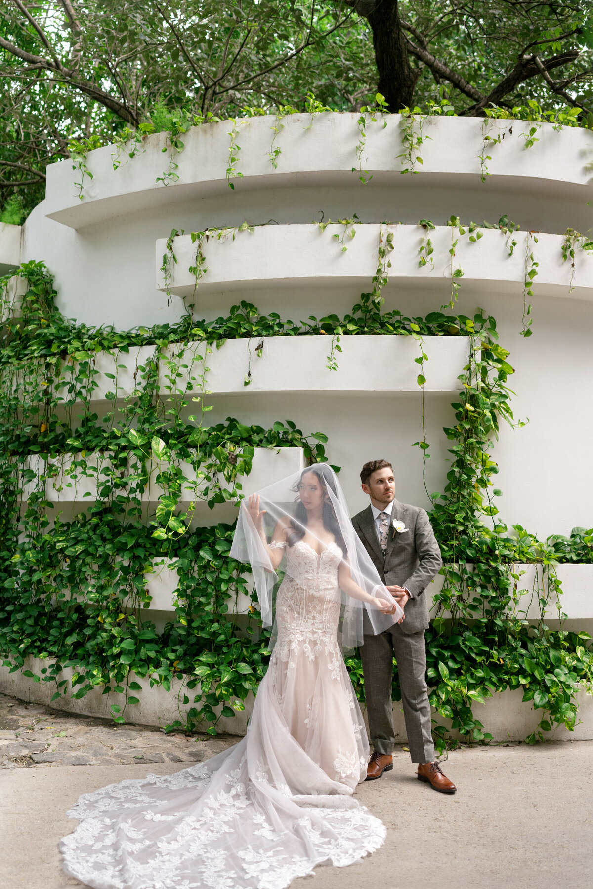 Berlez-Aspen-Avenue-Chicago-Wedding-Photographer-Grace-and-Ivory-Wedicity-Mexico-Editorial-Luxury-Tropical-Aveil-Brides-Designer-139