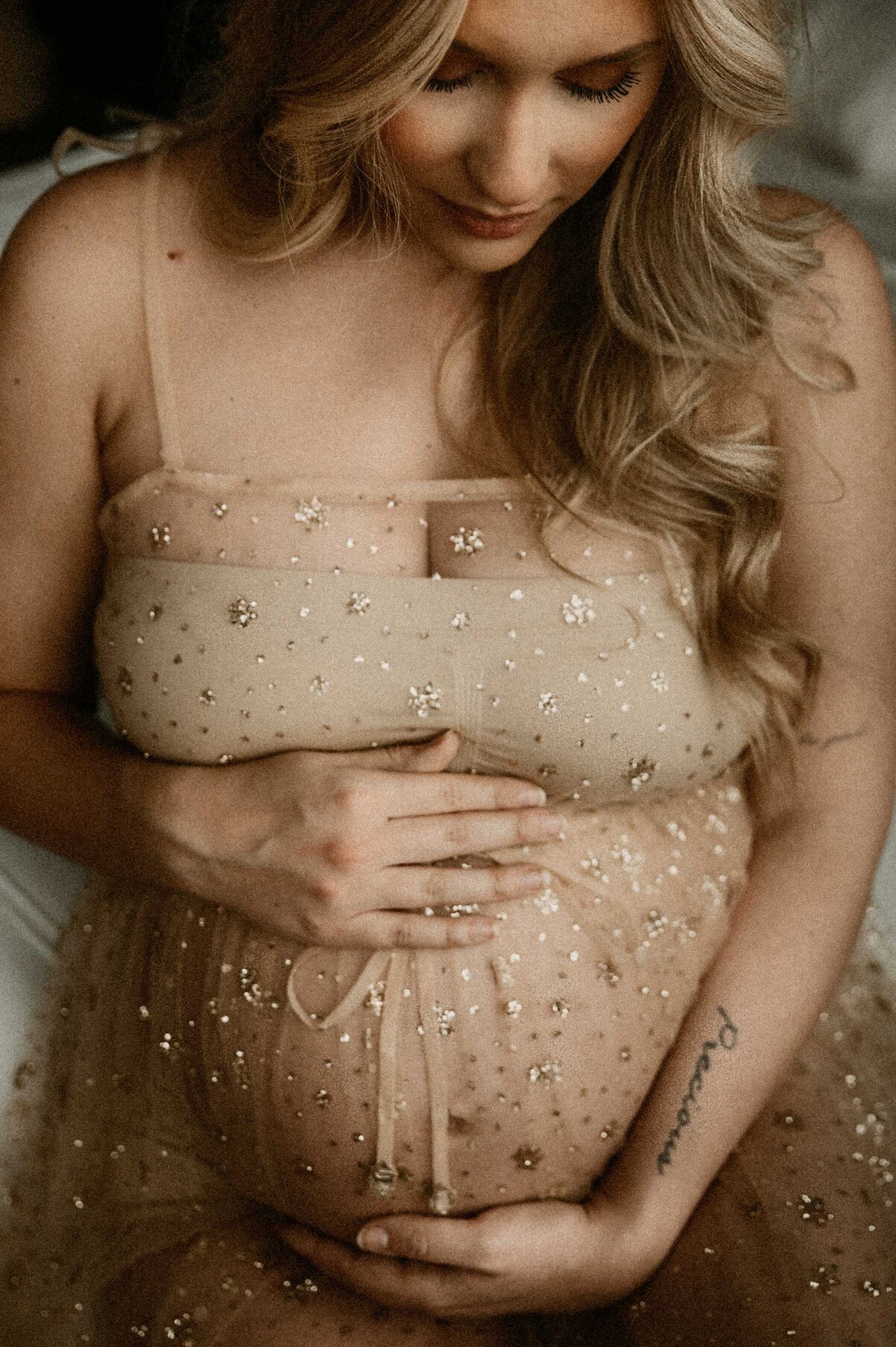 studio-maternity-glitter-sheer-gown