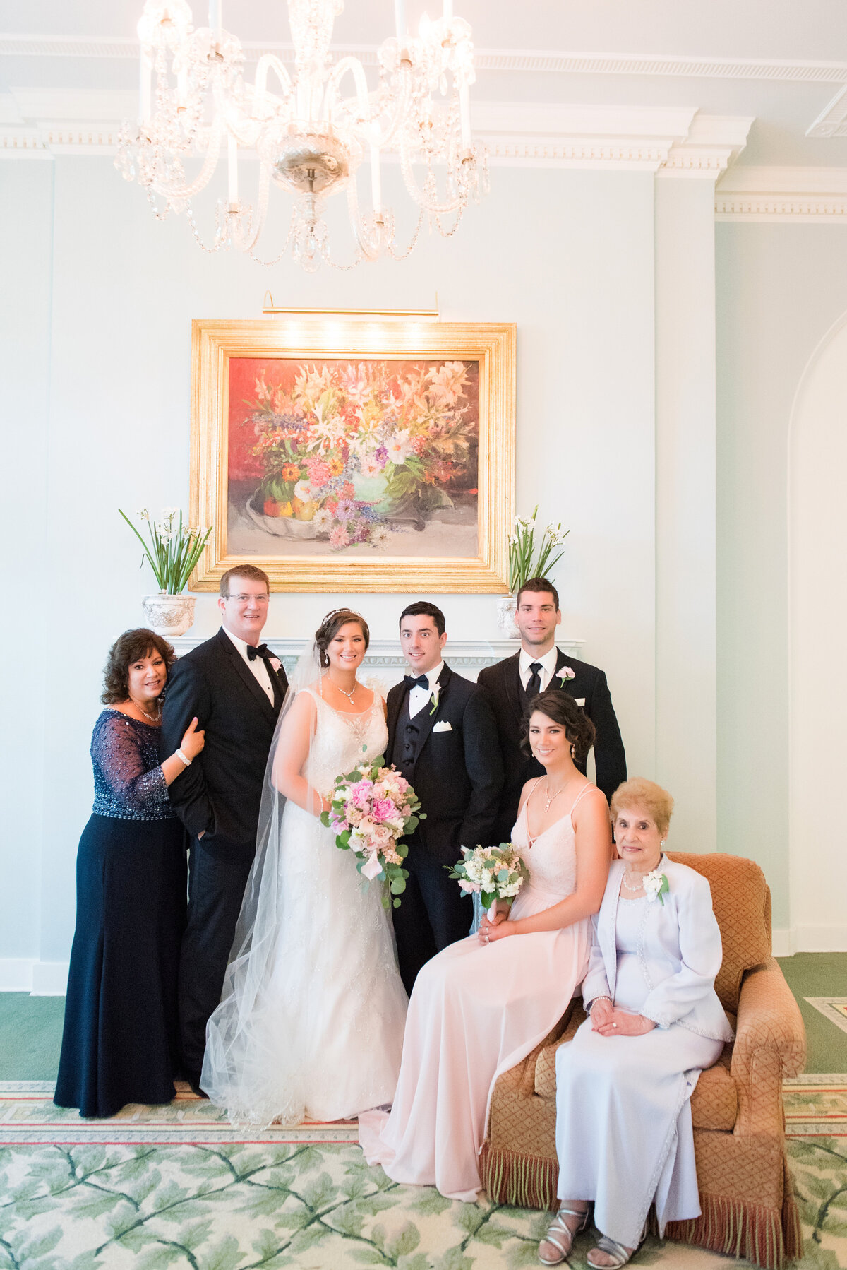 pittsburgh formal family photo inside of the dining room at fox chapel golf club