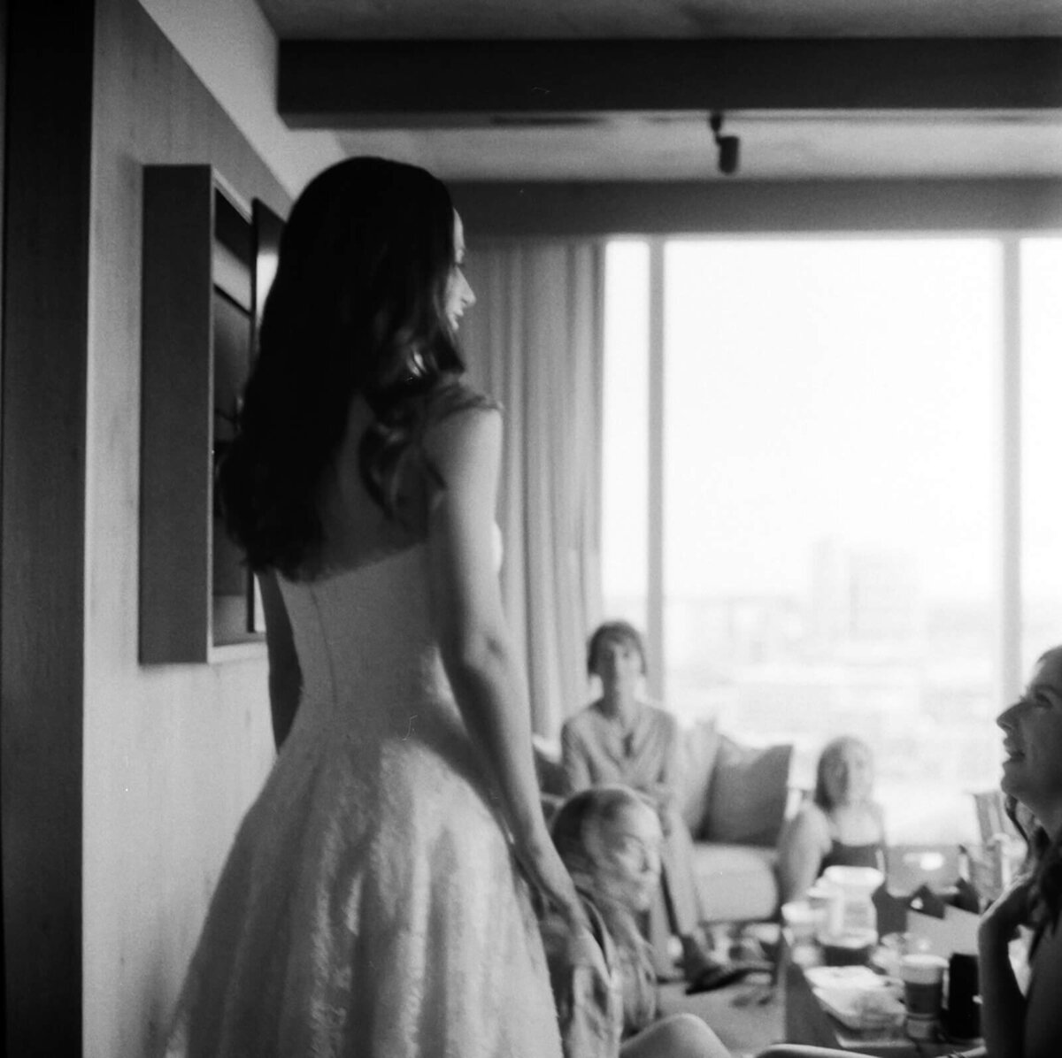 02.nashville-meets-new-york-urban-wedding-modern-vintage-events