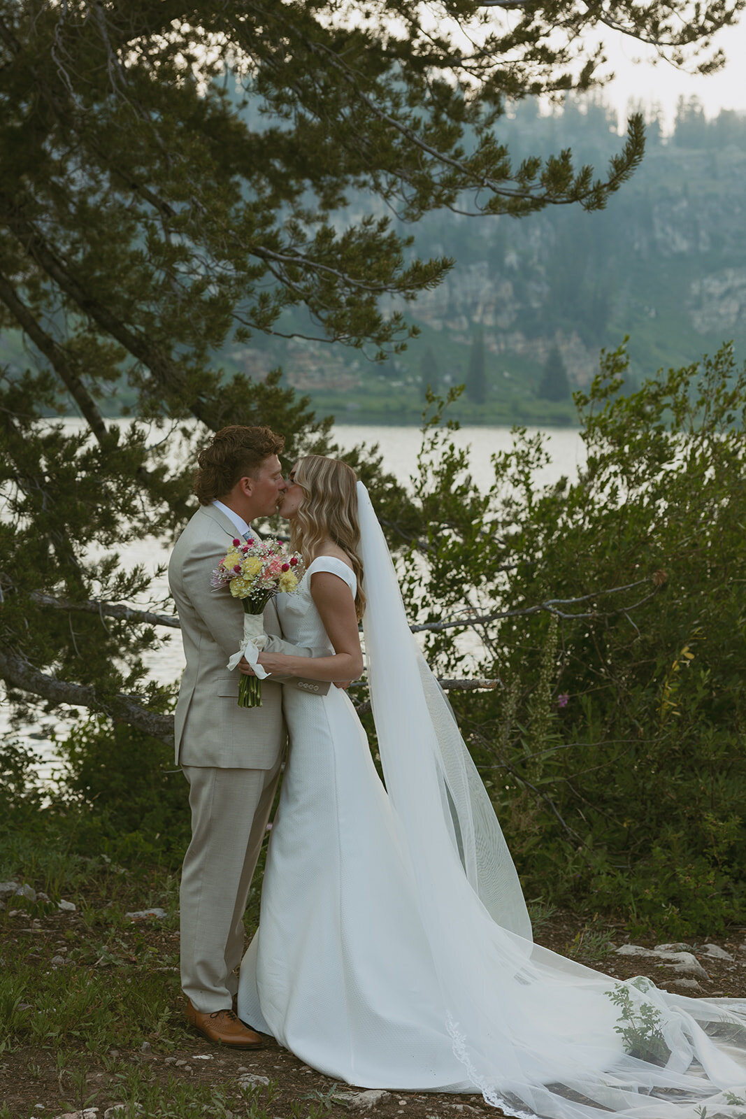 utah-wedding-photographer-tony-grove-elopement-documentary-photography-tanya-davids-photo-40