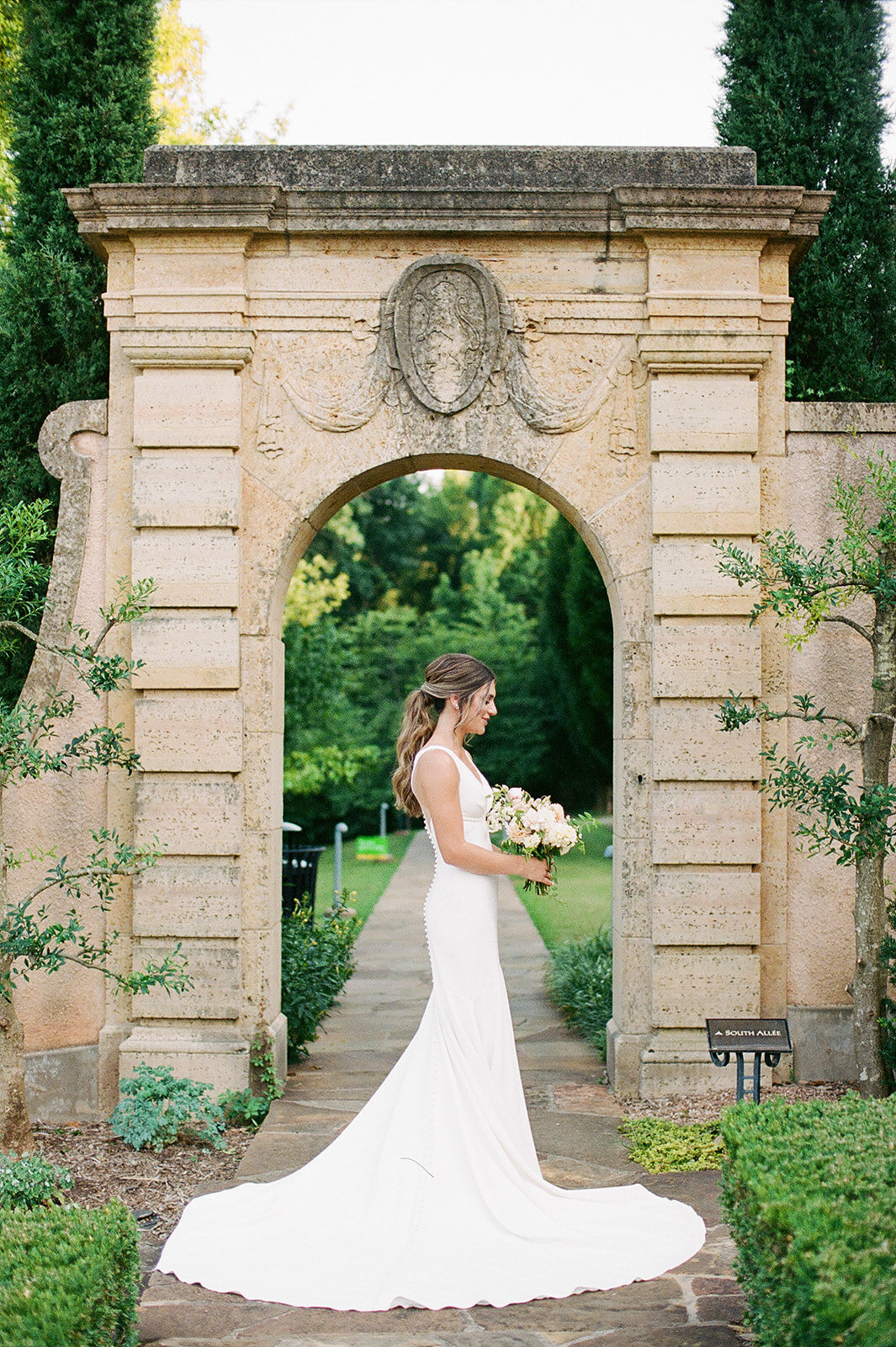 natkosterbridals.film-1_websize