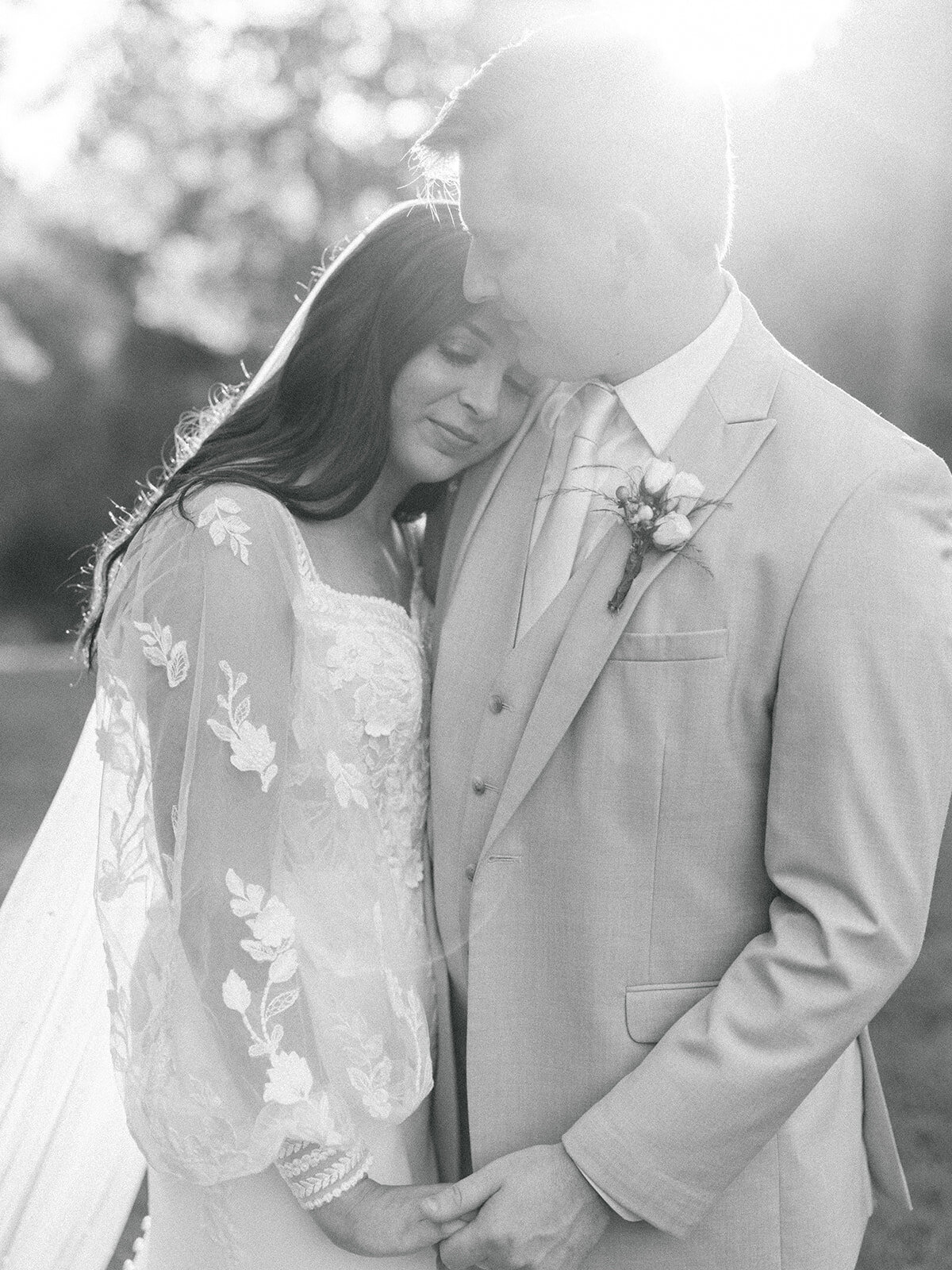 shea-gibson-mississippi-marriage-motherhood-photographer-sellers-wedding-681