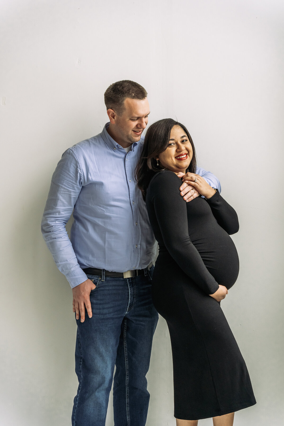 Buffalo, NY and Rochester, NY and WNY Maternity photographer. Newfane, NY Lockport NY Wilson NY Lewiston NY Amherst NY Medina NY Barker NY Williamsville NY East Aurora NY Maternity Photographer