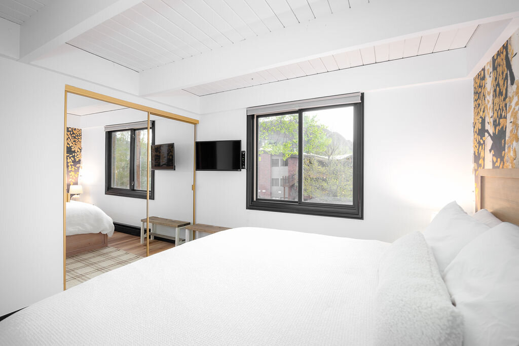 901 E Hyman Avenue #4 (7)