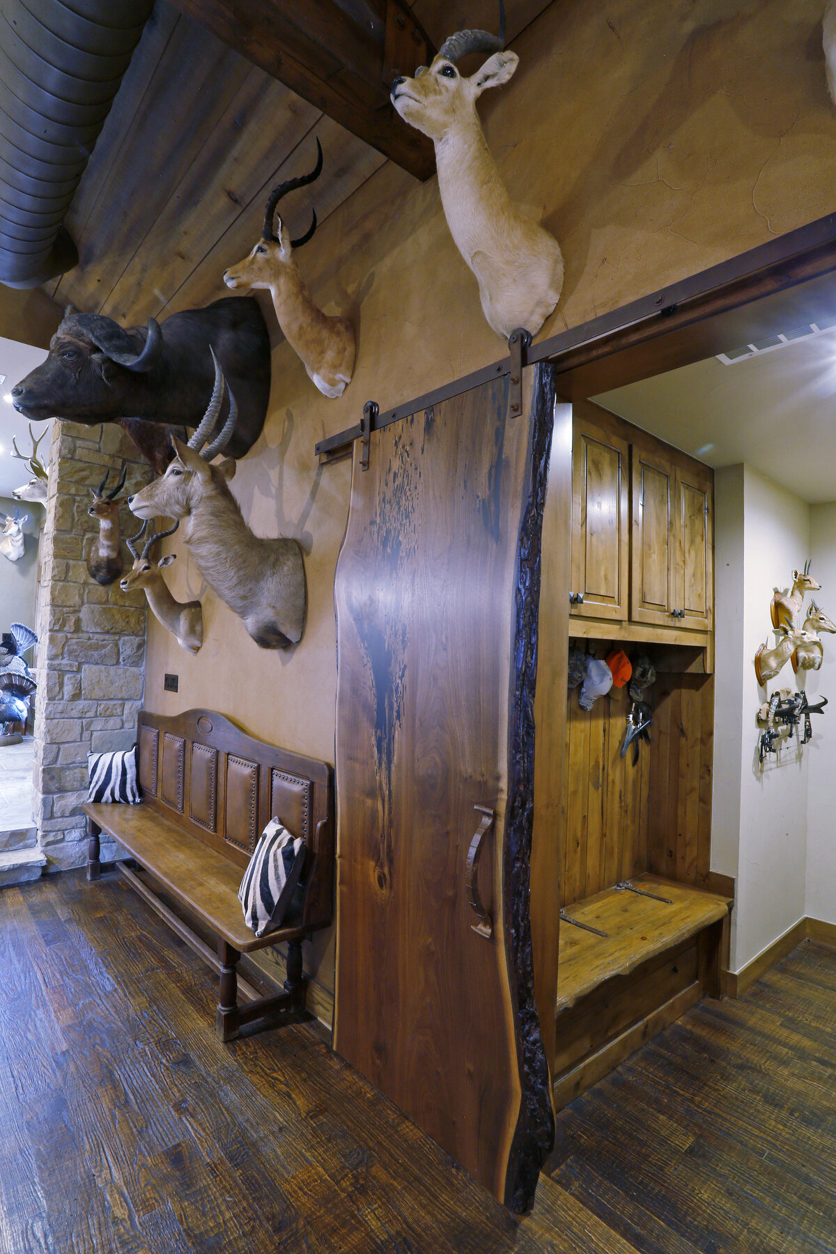 Safari Room Rick Davis 14