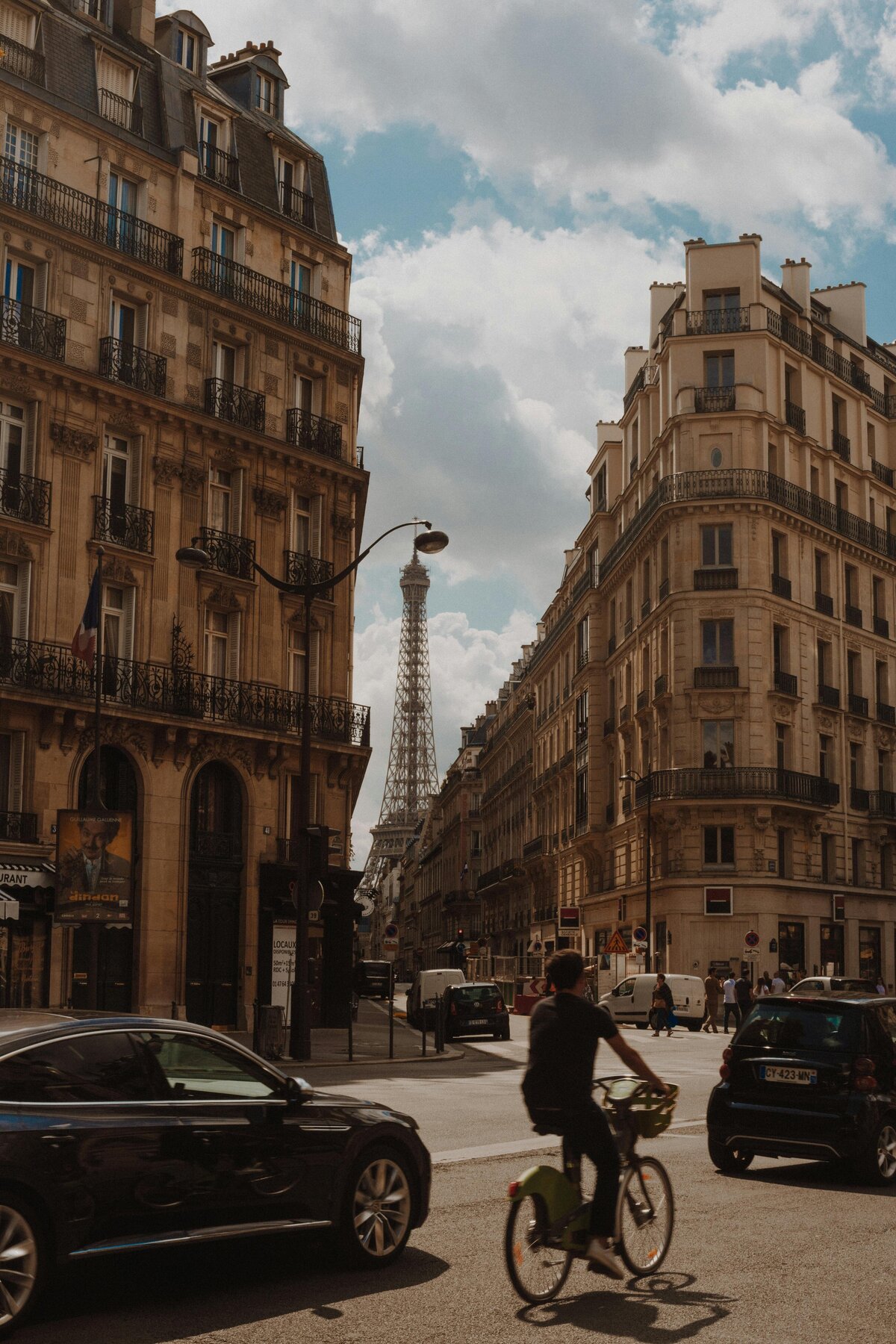 pexels-edwardeyer-4173674