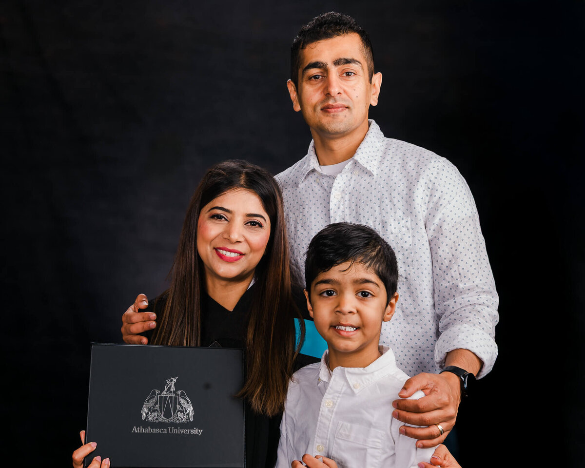 Edmonton-Grad-Photo-Studio-12