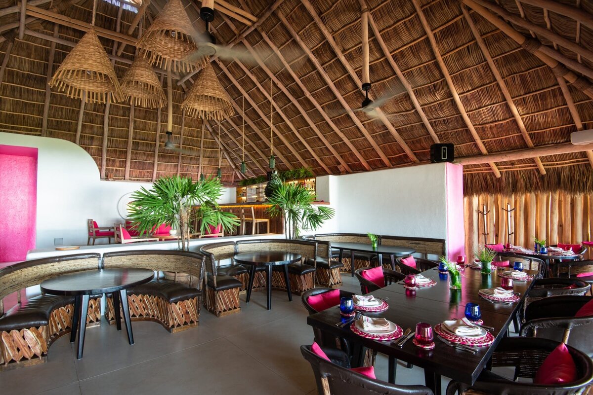 5-Careyes-PlayaRosa-Restaurant-6442