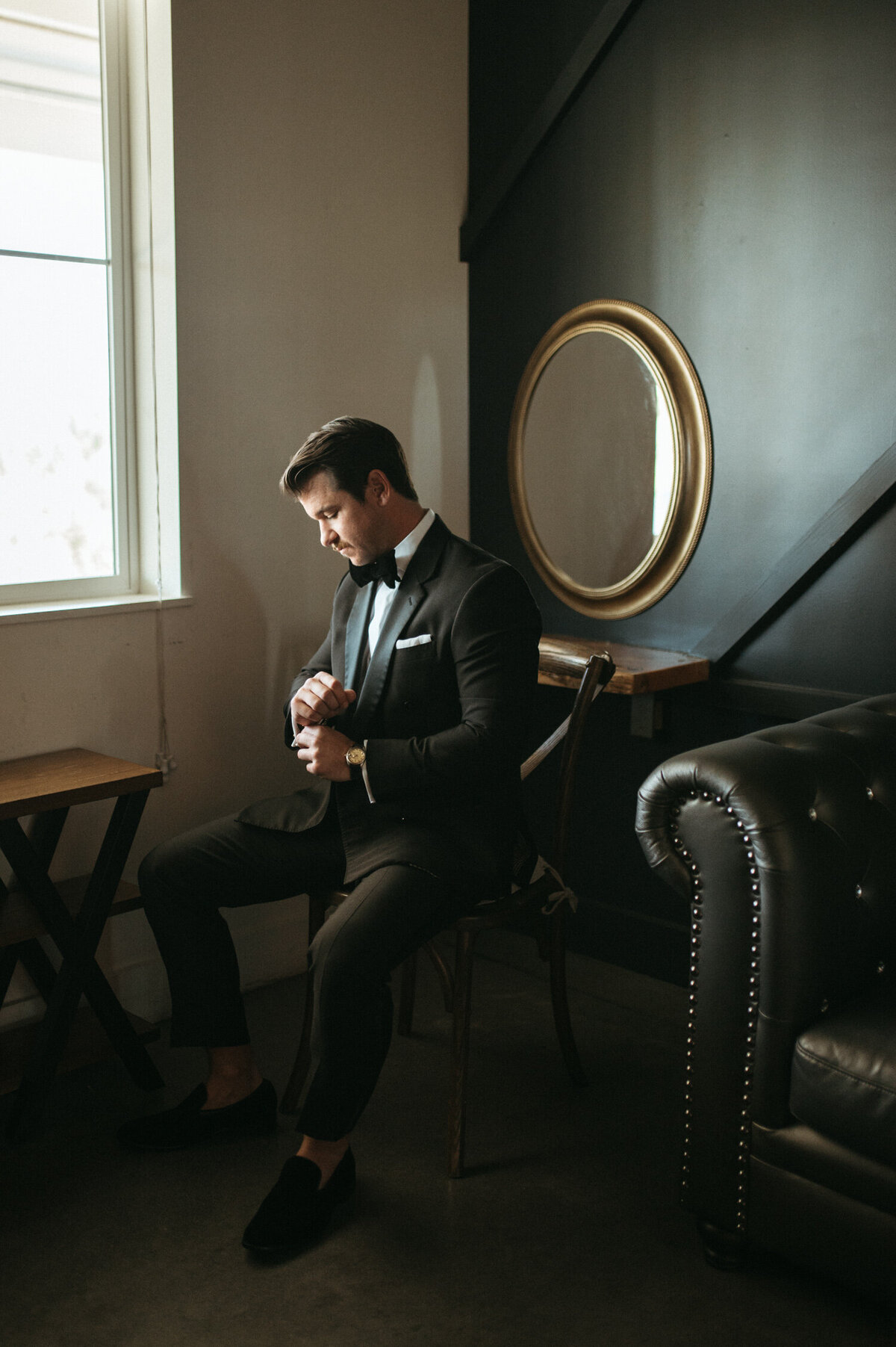 Groom-Getting-Ready-Wedding-8473