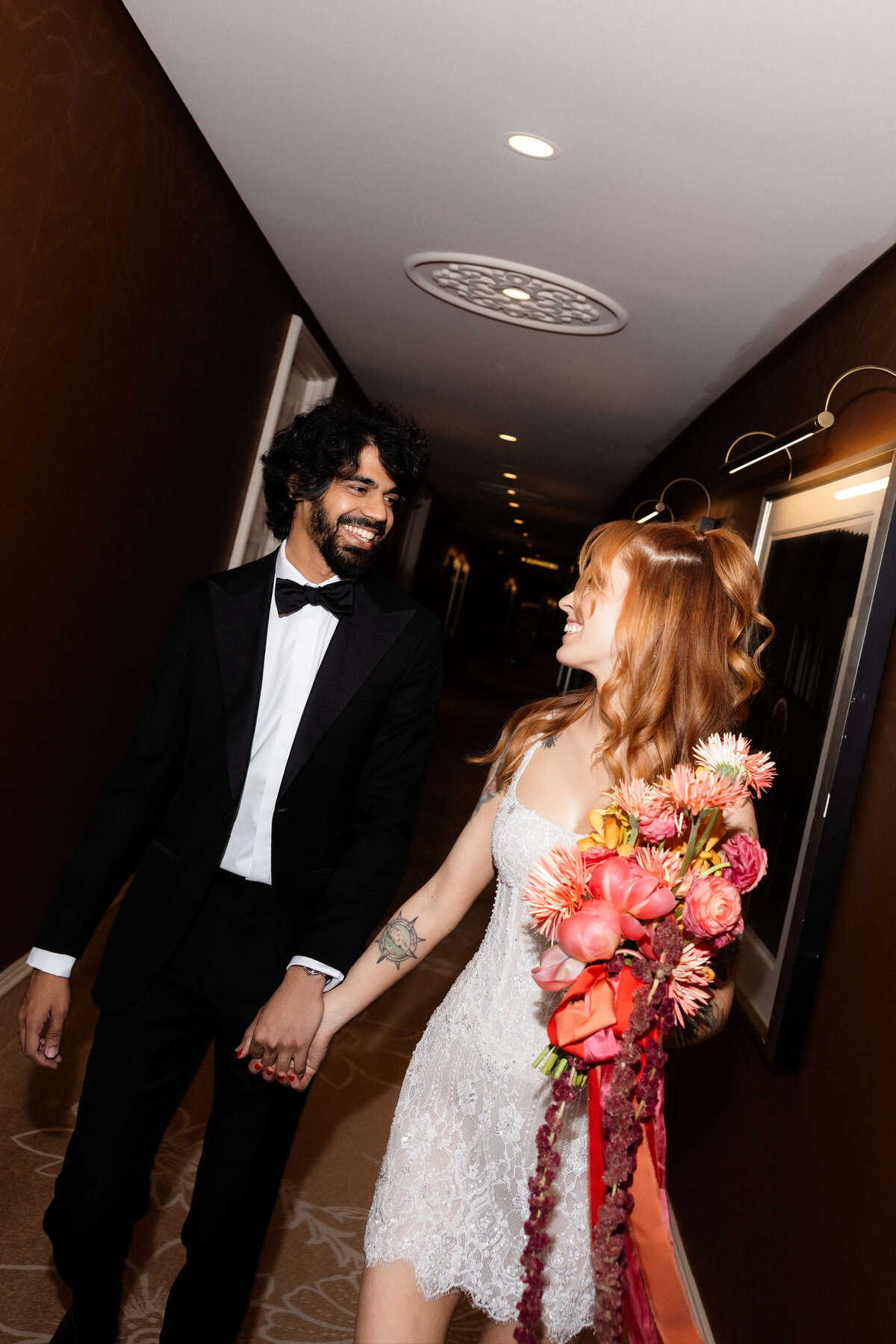 25riskyexposure_hayley-vikram_las-vegas-elopement-photography
