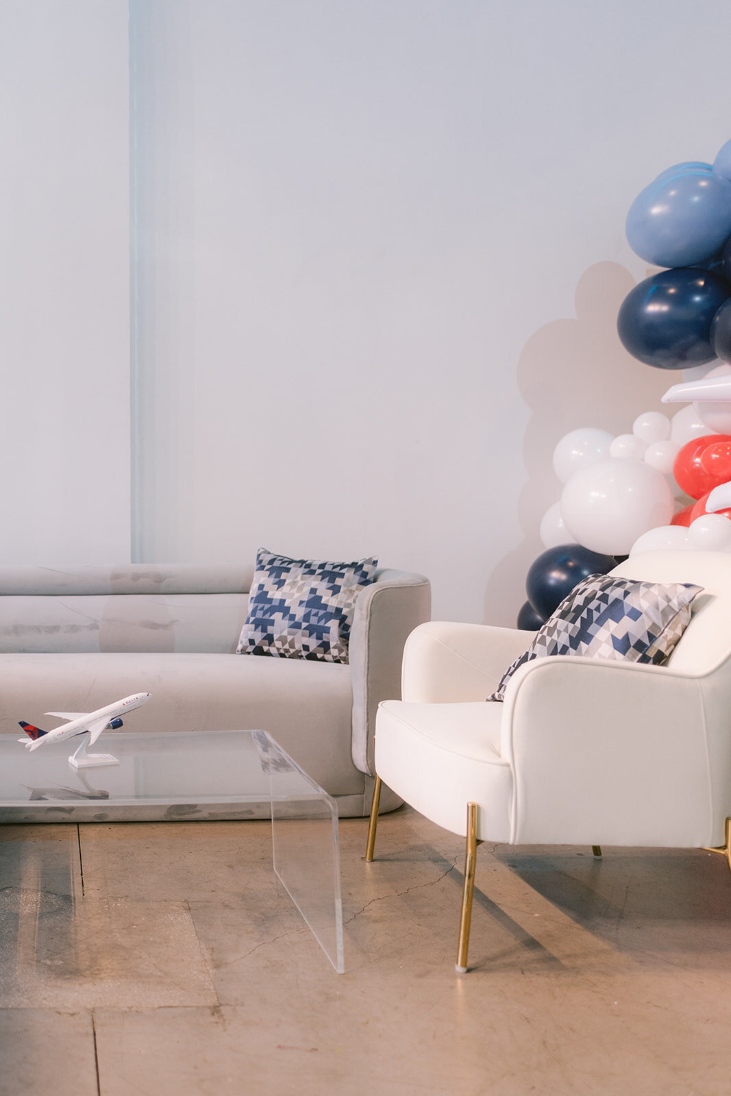 Axel's Airplane Birthday 019