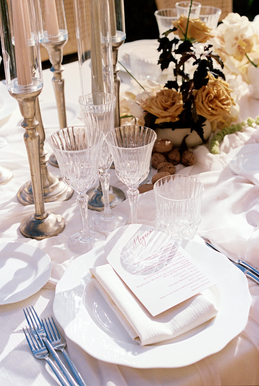 Luxury-Tuscany-Italy-film-wedding-photographer-raphaelle-granger