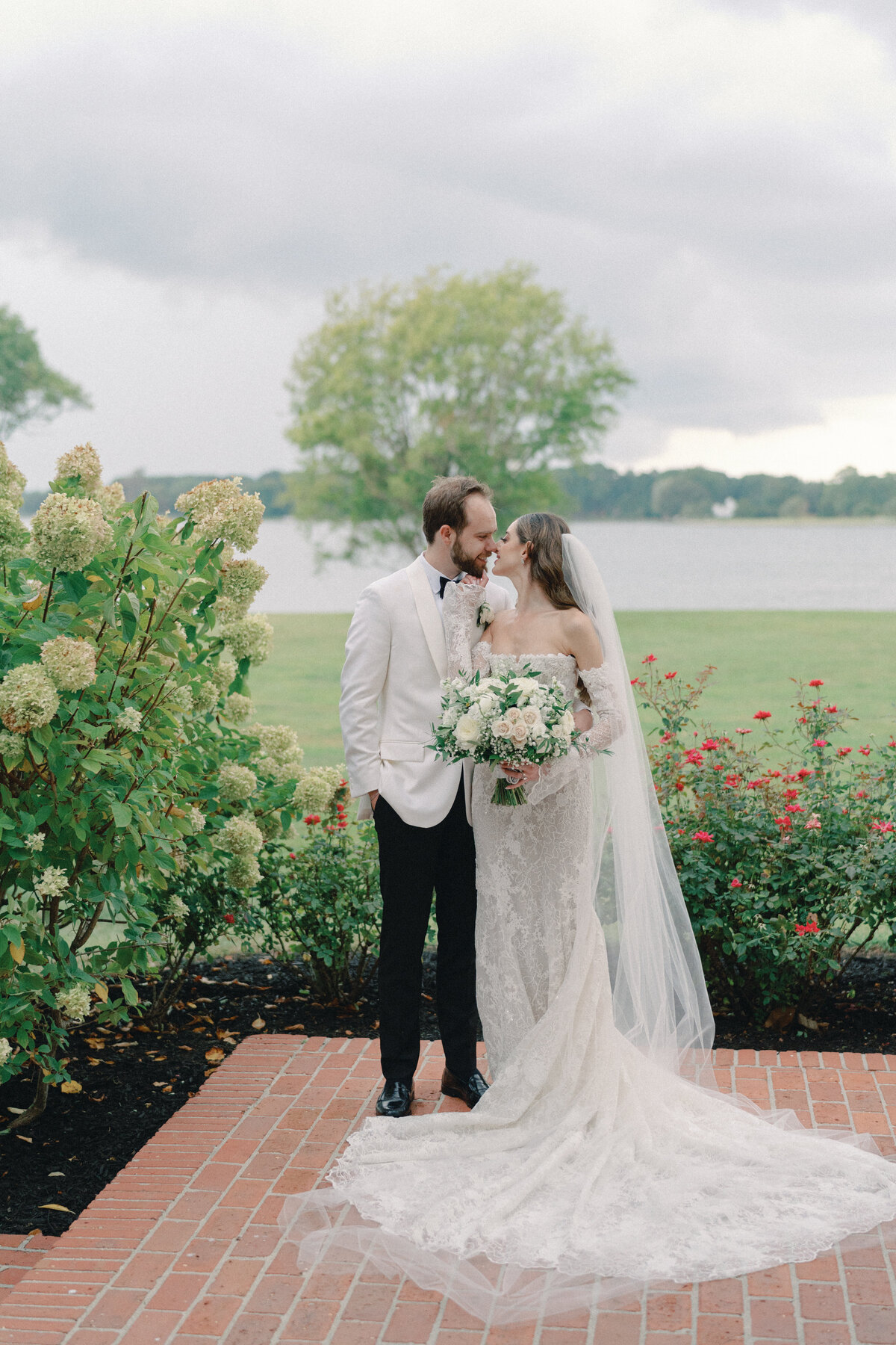 Grace & Ardor Co. East Coast Wedding Engagement Photography Pennsylvania New York City New Jersey Timeless Bold Art Direction Editorial Erin McGeever47