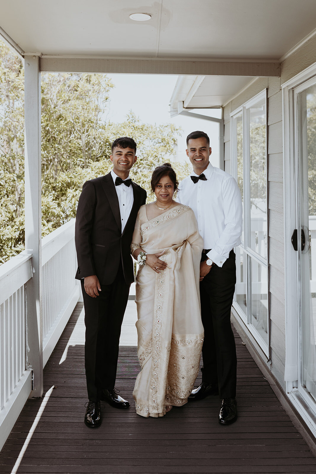 Sneak peek (7 of 195)