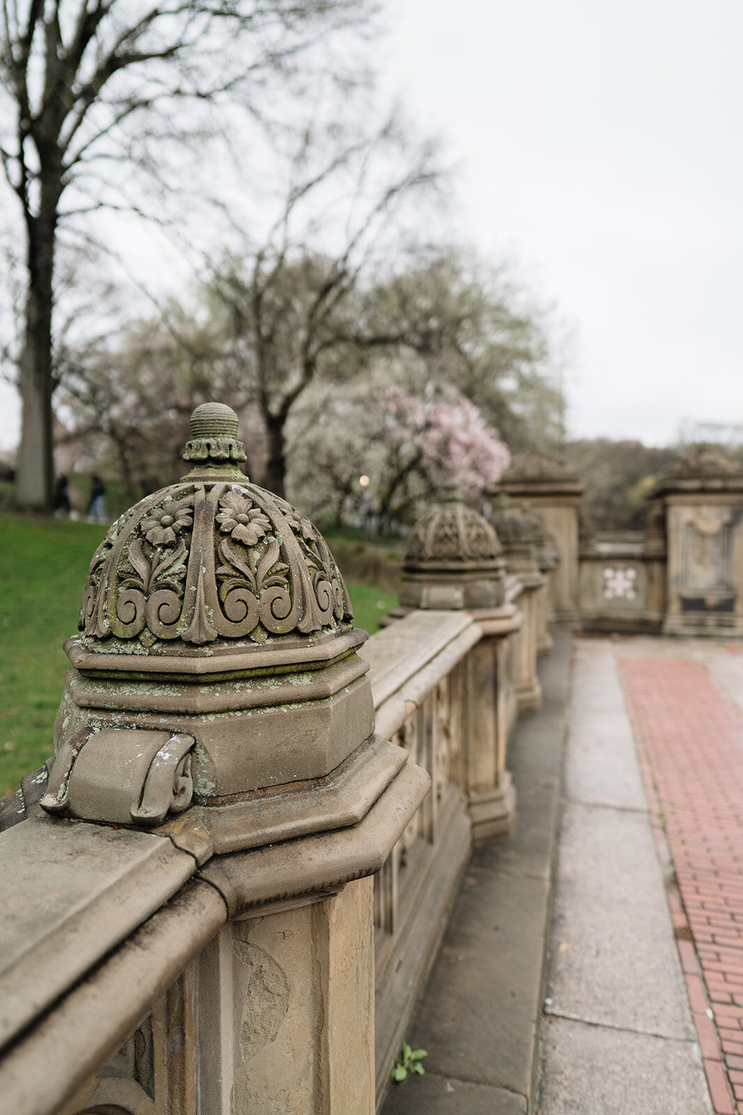 Danielle-Aisling_New_York_City_Central_Park_Boathouse_Wedding-39