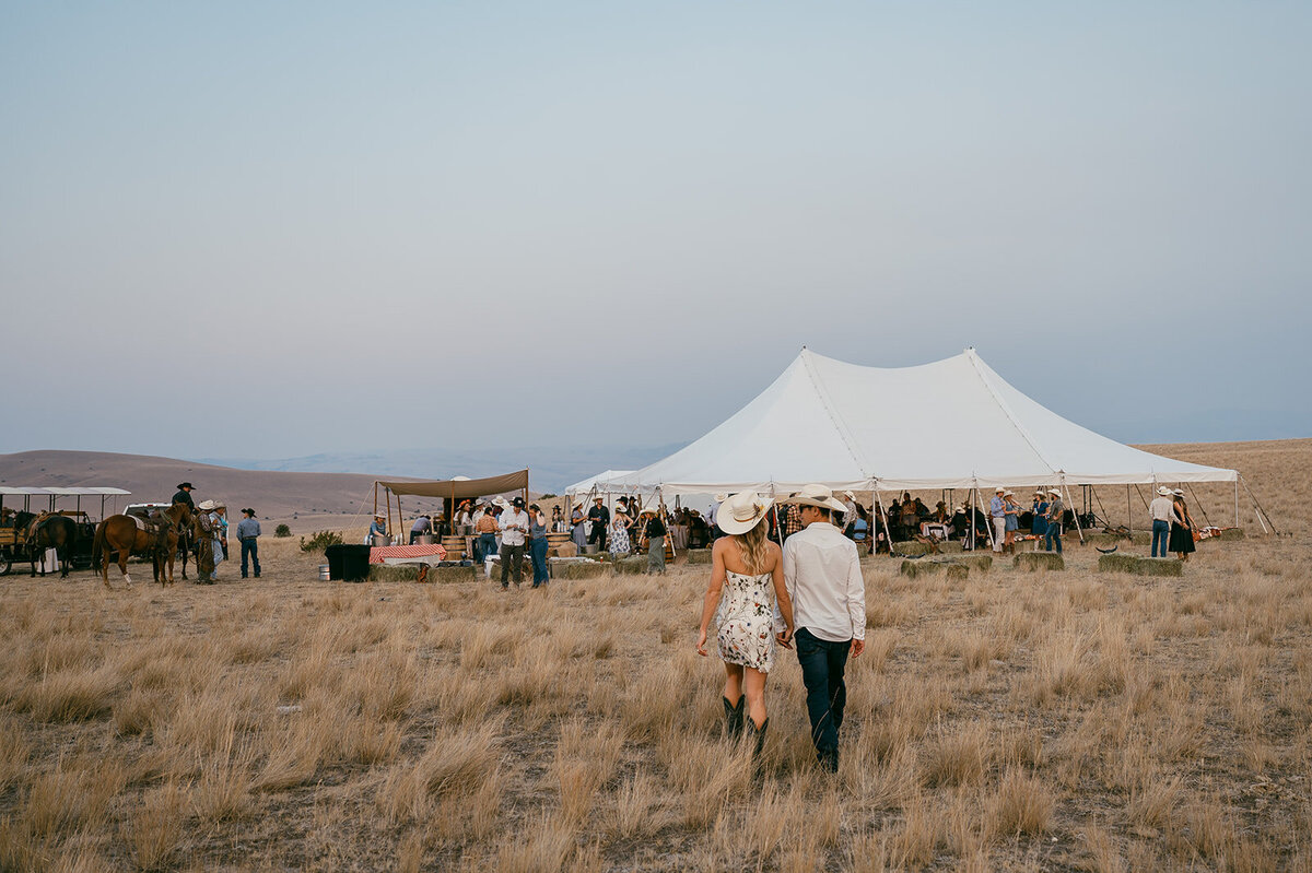 presley-gray-photo-rustic-western-montana-wedding-2595