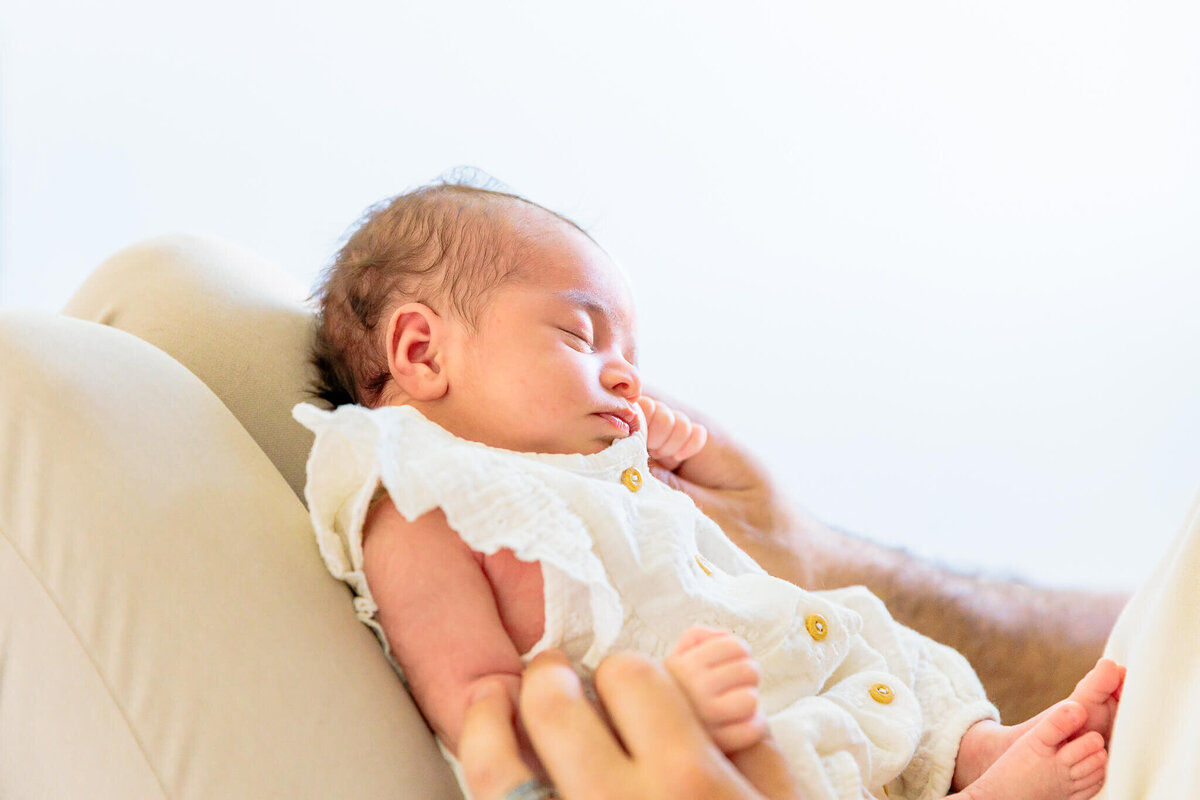 newborn-family-lifestyle-session-060