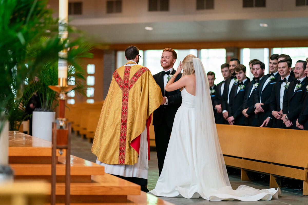 Grand Rapids Wedding Photographer JW Marriott598
