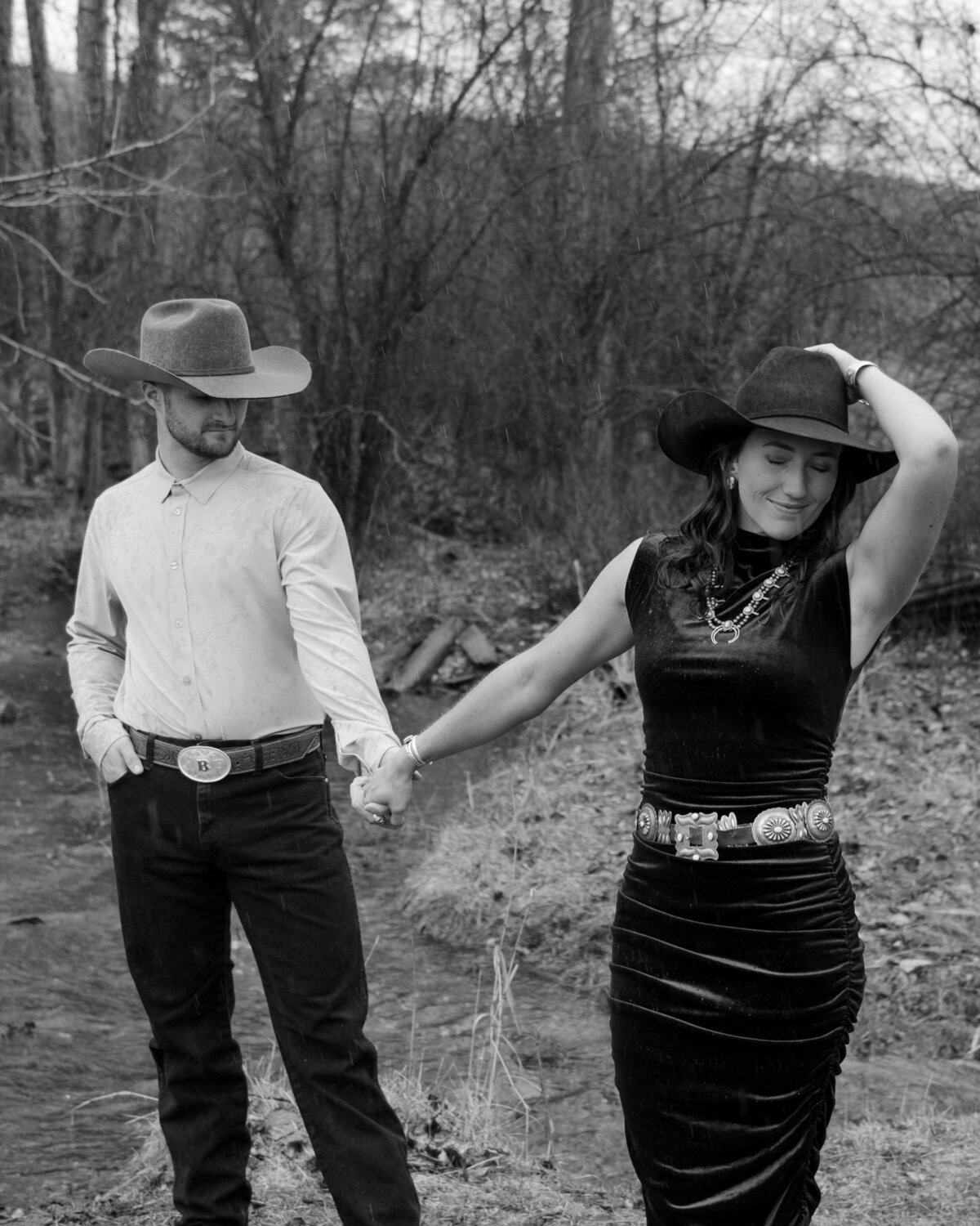 presley-gray-photo-montana-western-style-engagement-4334-2