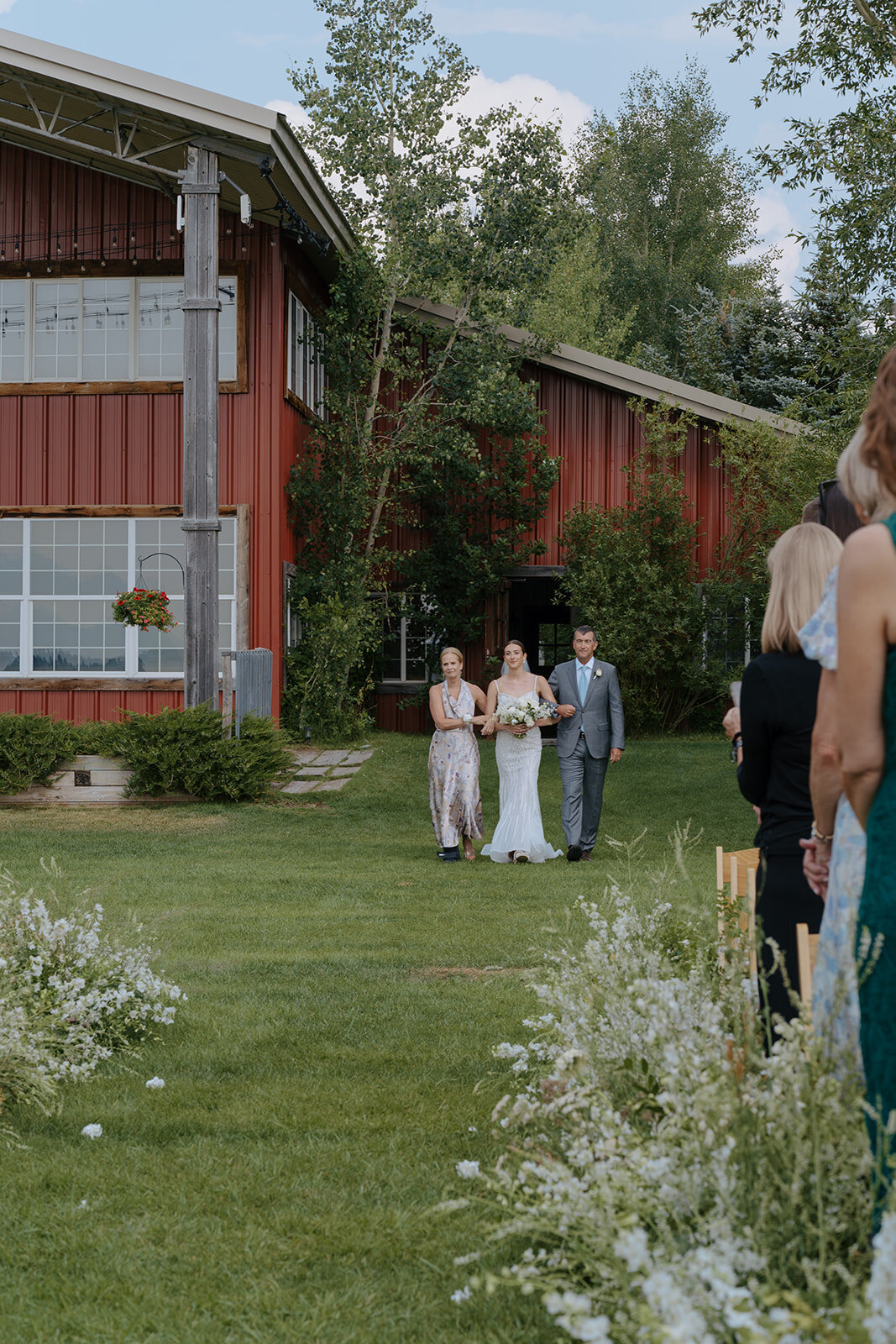 maggie-and-kinsly-diamond-cross-ranch-wedding-289