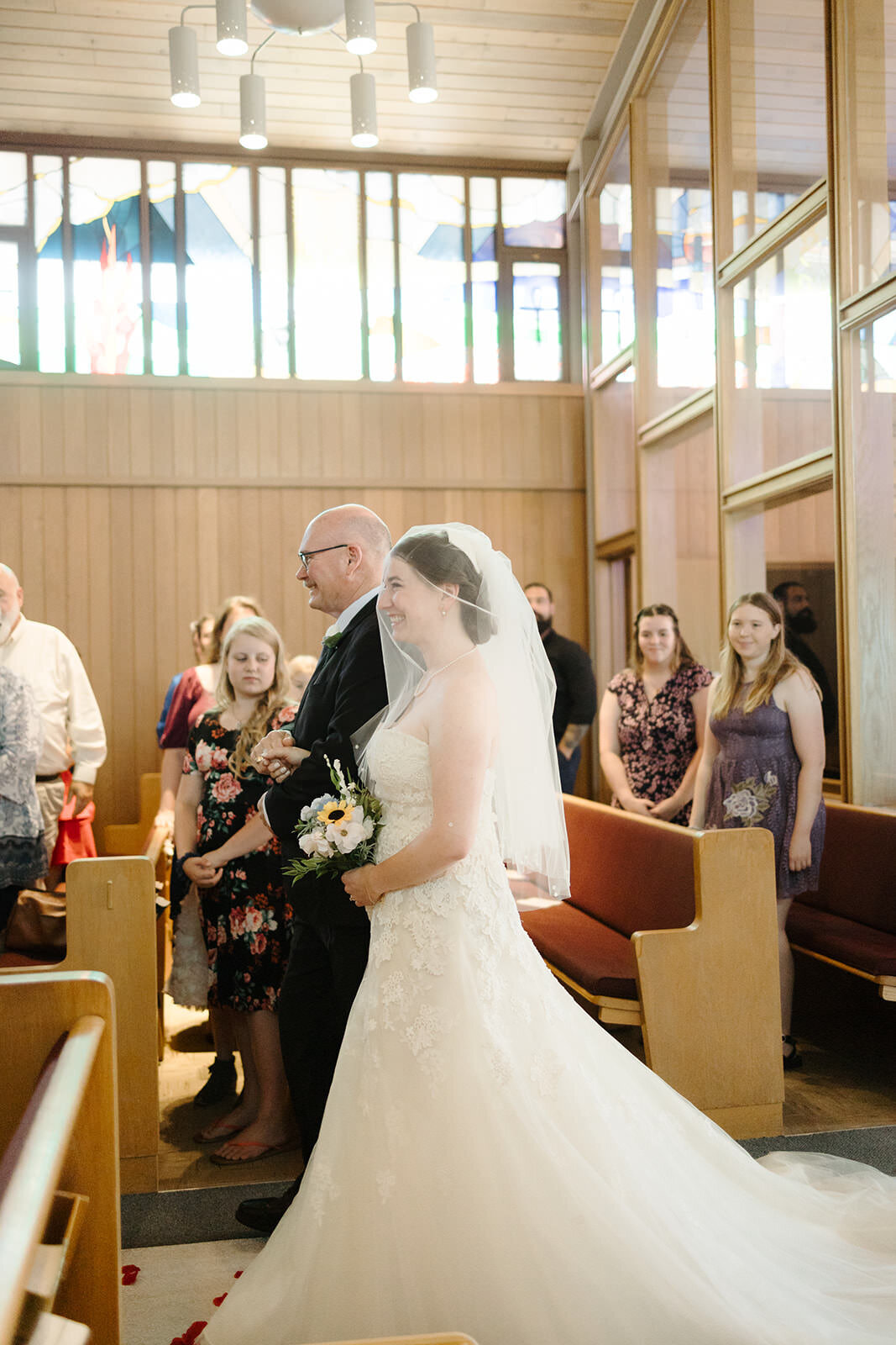Rochester Covenant church summer wedding Rochester MN | Oduma photography -47
