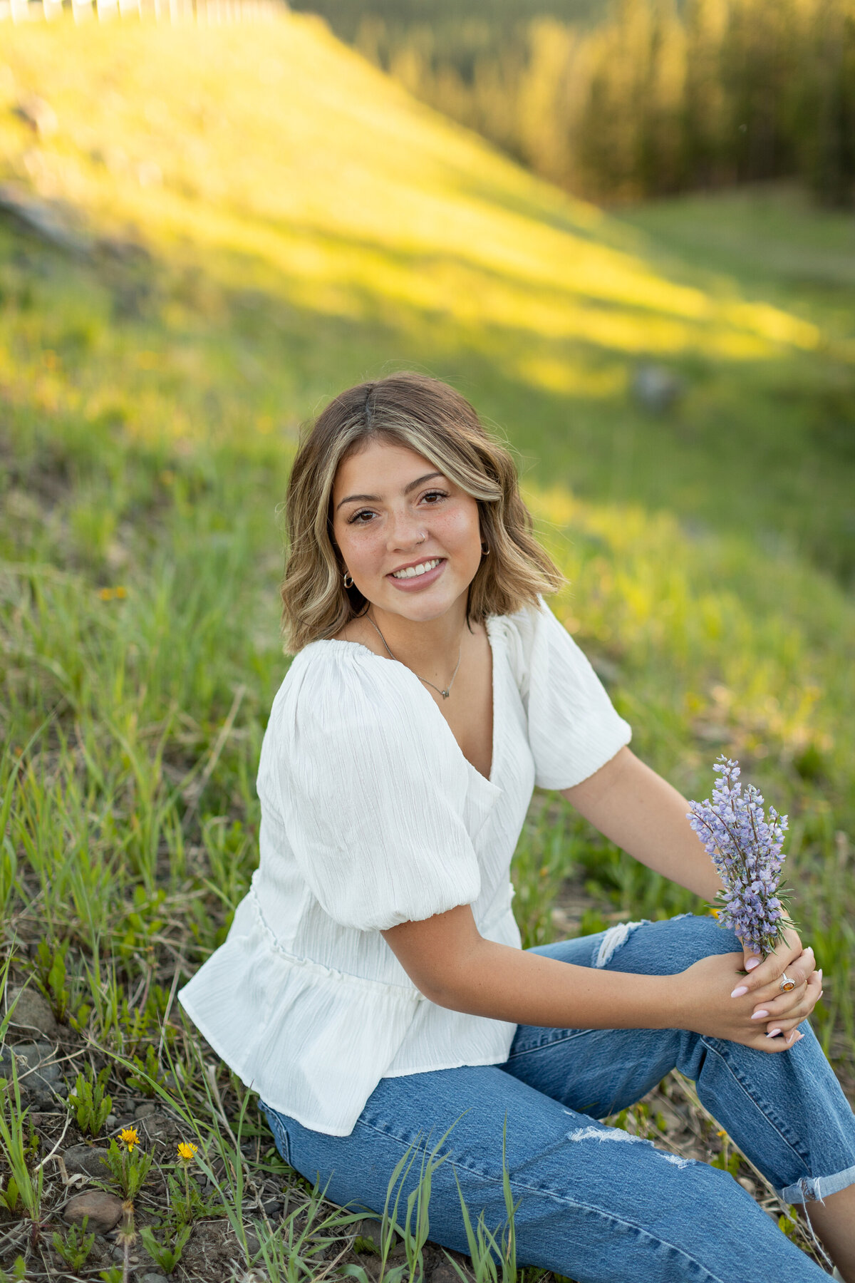 wildflower-senior-photo-bozeman-montana-12