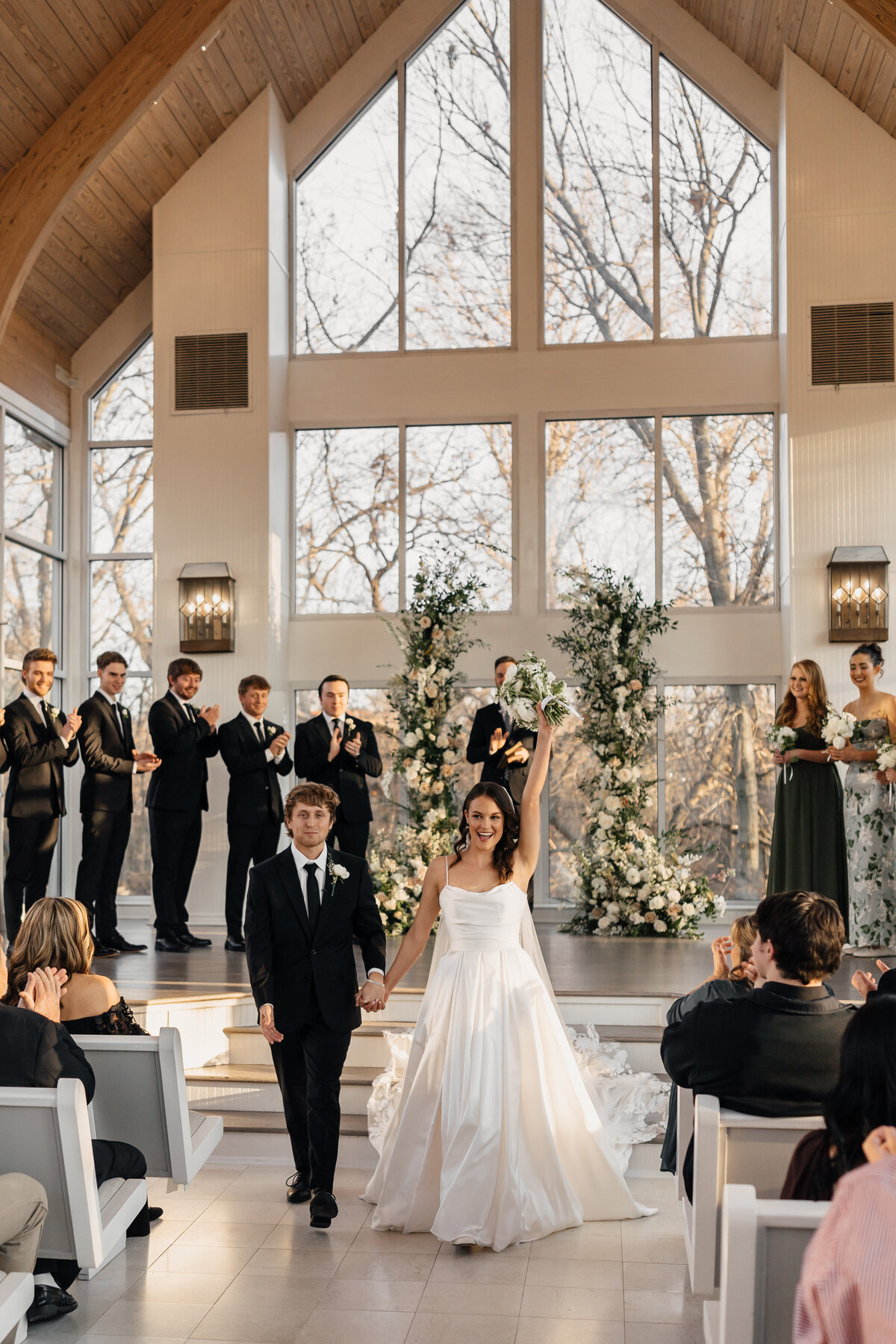madelynpricephotos-tulsa-wedding-photographer-oklahoma-wedding-photographer-Wedding-at-The-Glass-Chapel-09423