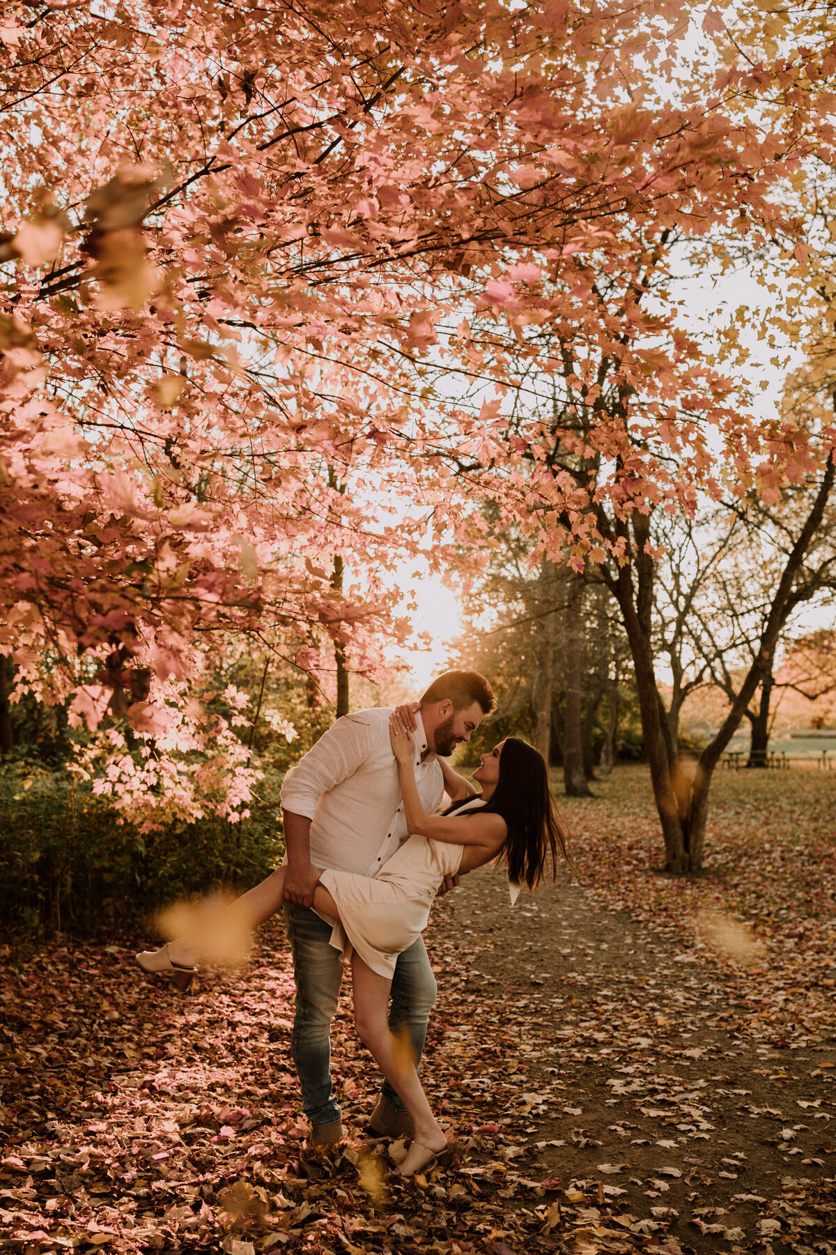 amber-matt-engagement-falls-autumn-christie-lake-conservation-area-dundas-6