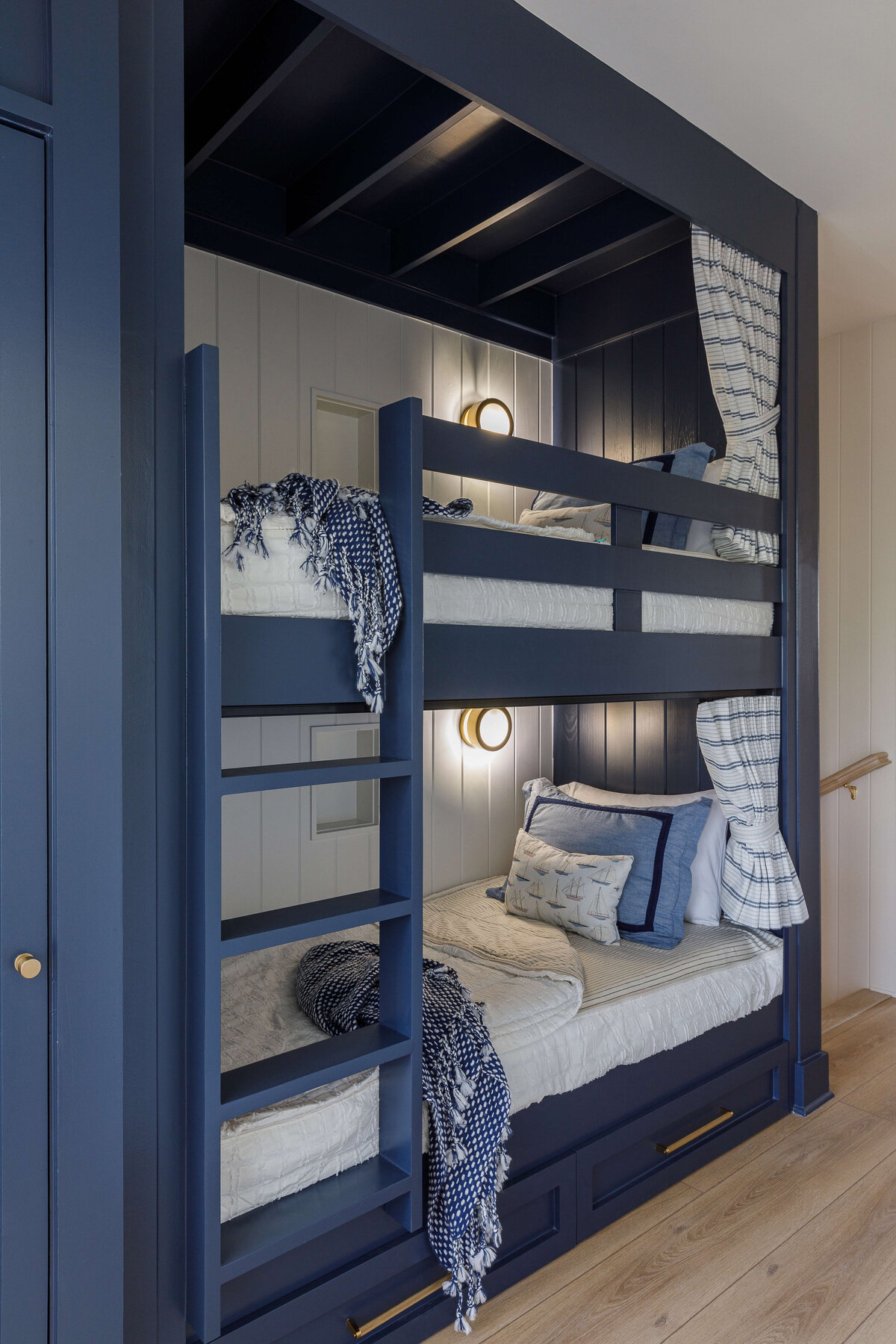 Shoreline Serenity Lola Interiors Amelia Island (5)