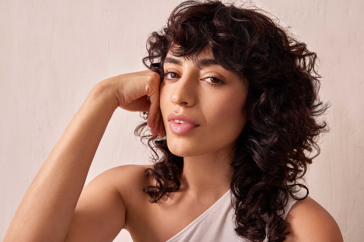 Hair photography, cosmetics photography, beauty photography, hair care photography by lifestyle photographer, beauty photographer, still life photographer, and commercial photographer Shan Benson in Los Angeles & New York