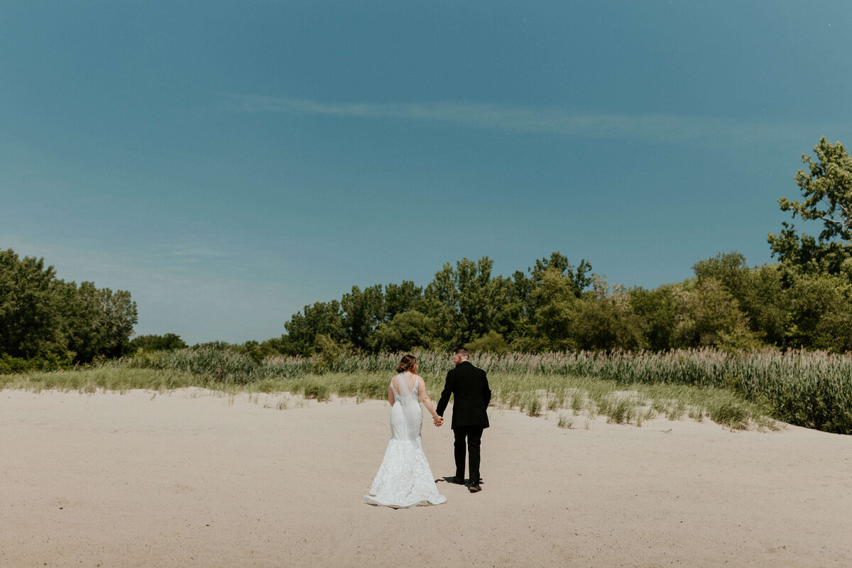 woodlawn-beach-wedding-portraits-238