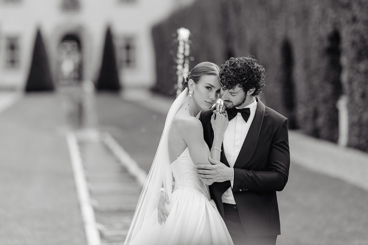 MorganeBallPhotography-StyledShoot-SparklingMoments-VilllaBalbiano-04-couple-52-5632